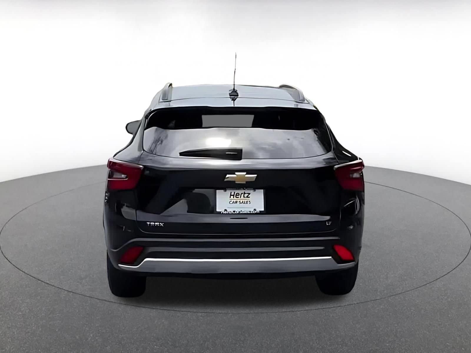 Thumbnail: 2025 Chevrolet Trax - 8