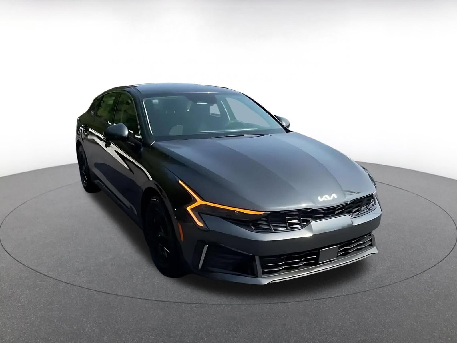 Thumbnail: 2025 Kia K5 - 3