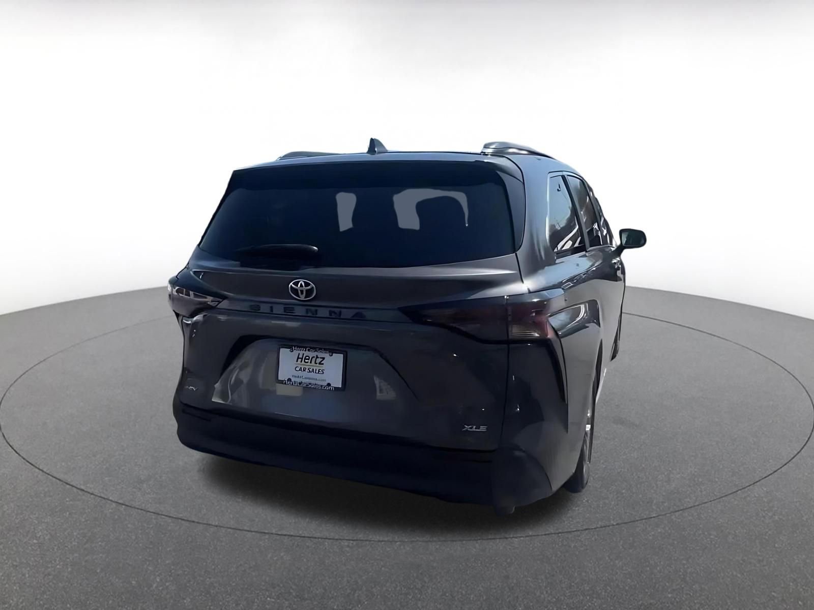 Thumbnail: 2025 Toyota Sienna - 15