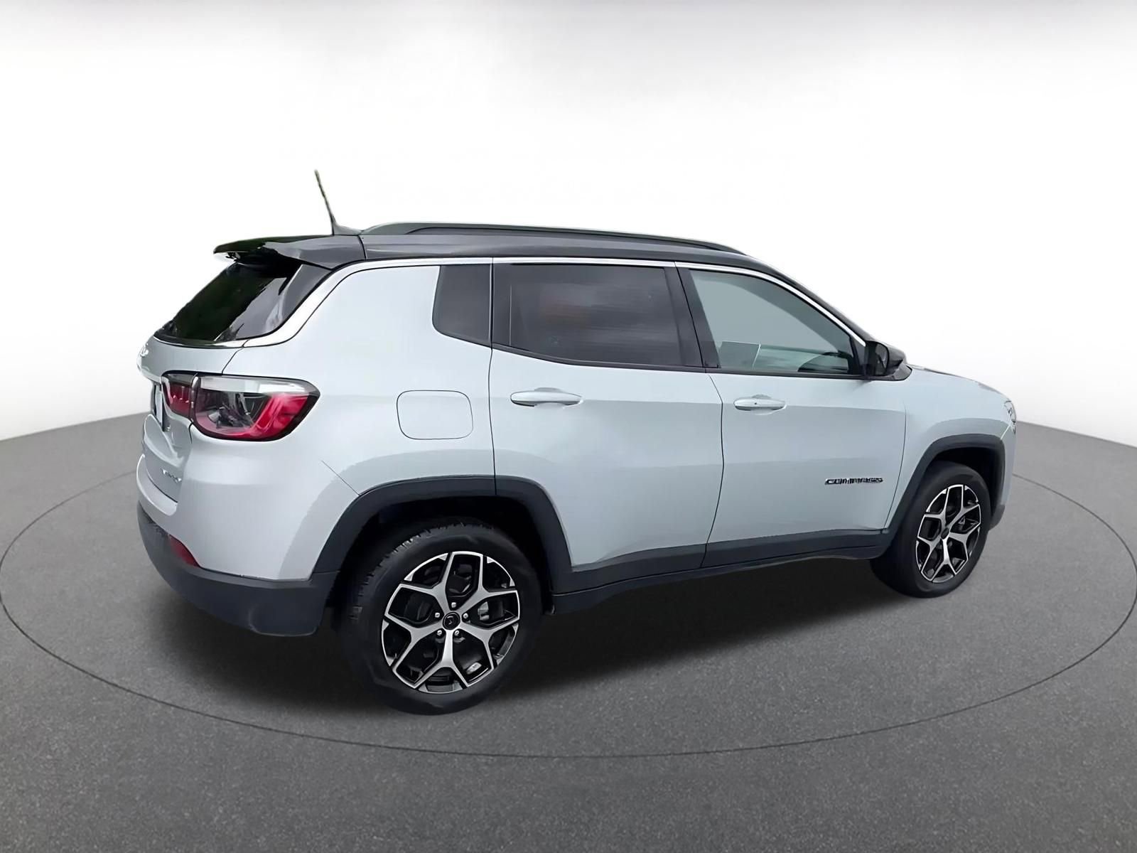 Thumbnail: 2025 Jeep Compass - 15