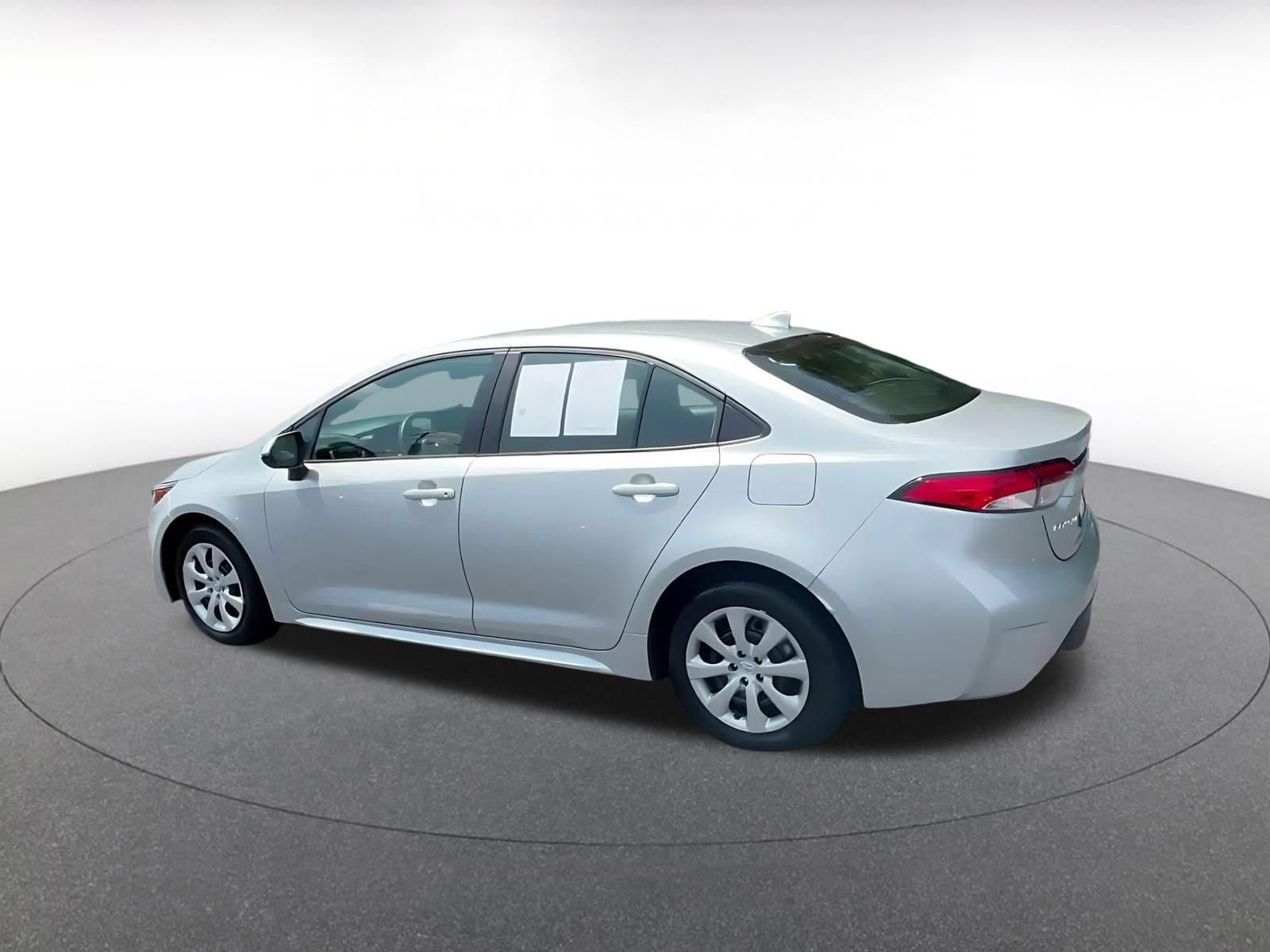 Thumbnail: 2025 Toyota Corolla - 9