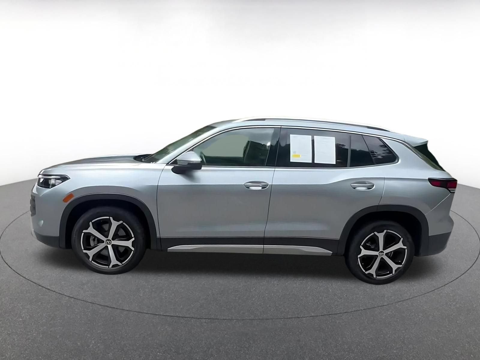 Thumbnail: 2026 Volkswagen Tiguan - 8