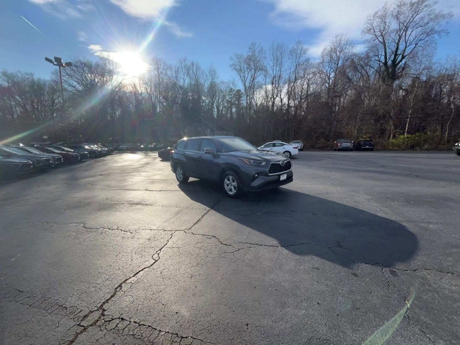 Thumbnail: 2025 Toyota Highlander - 14