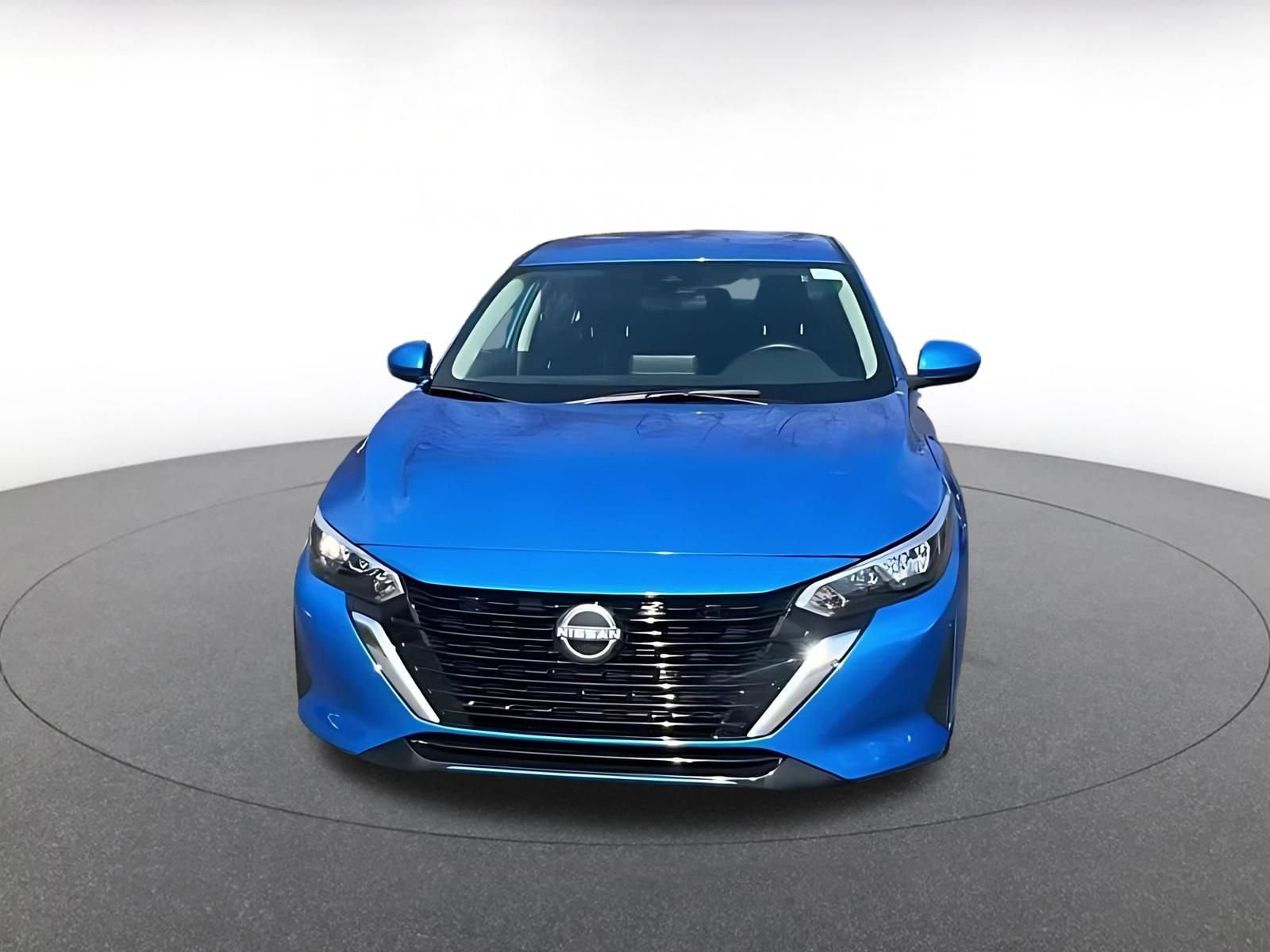 Thumbnail: 2025 Nissan Sentra - 4