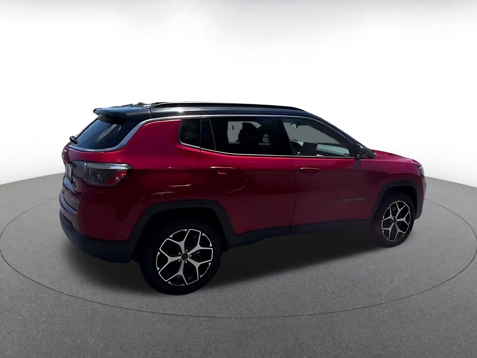 Thumbnail: 2025 Jeep Compass - 11