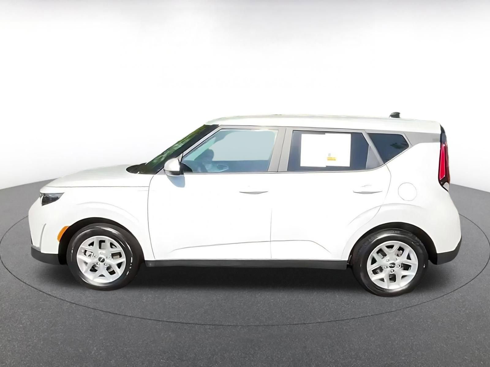 Thumbnail: 2025 Kia Soul - 9