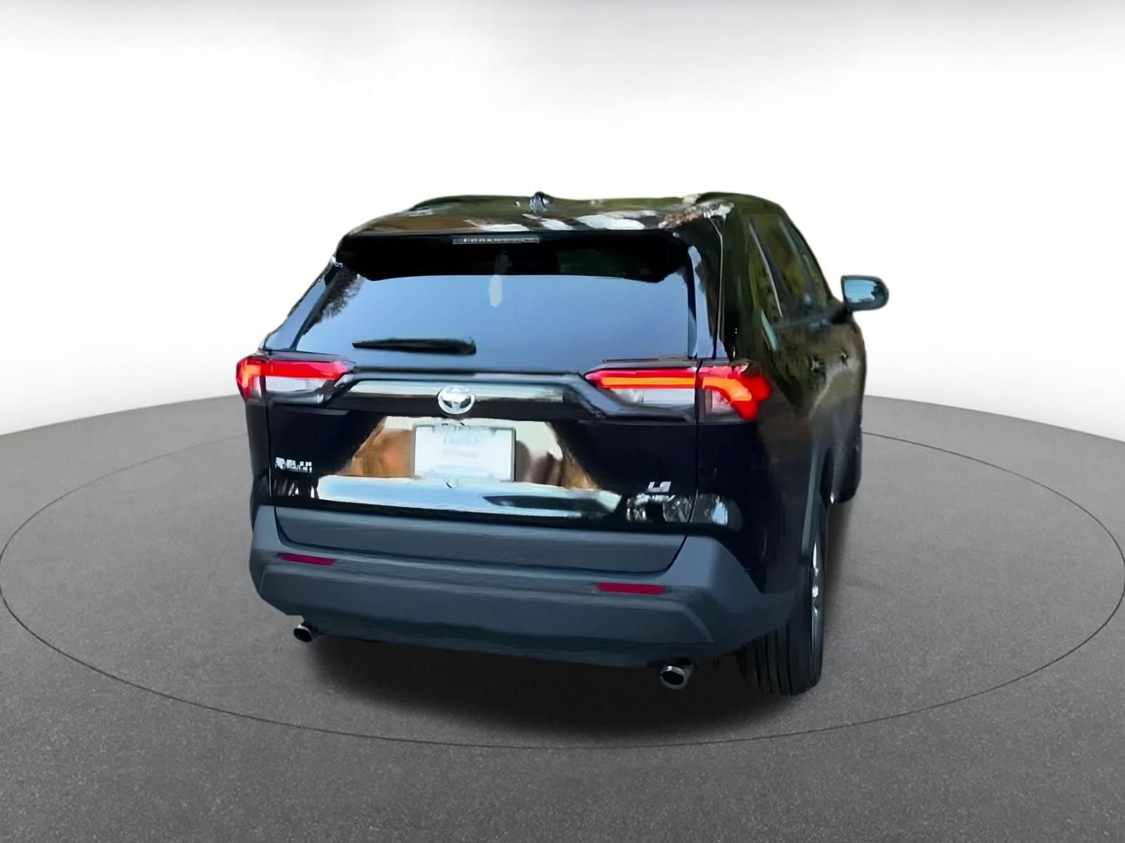 Thumbnail: 2025 Toyota RAV4 - 14