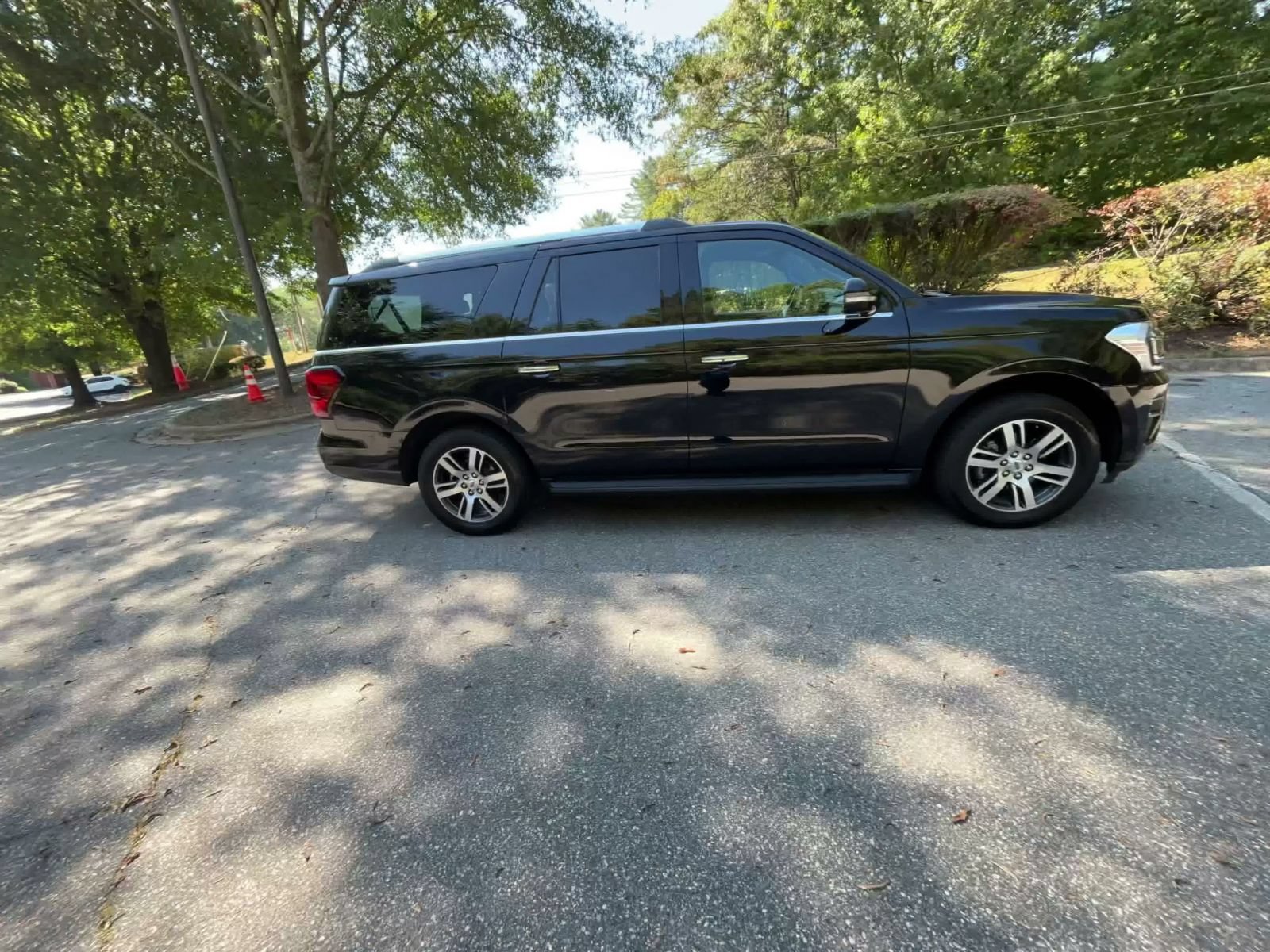 Thumbnail: 2024 Ford Expedition MAX - 15