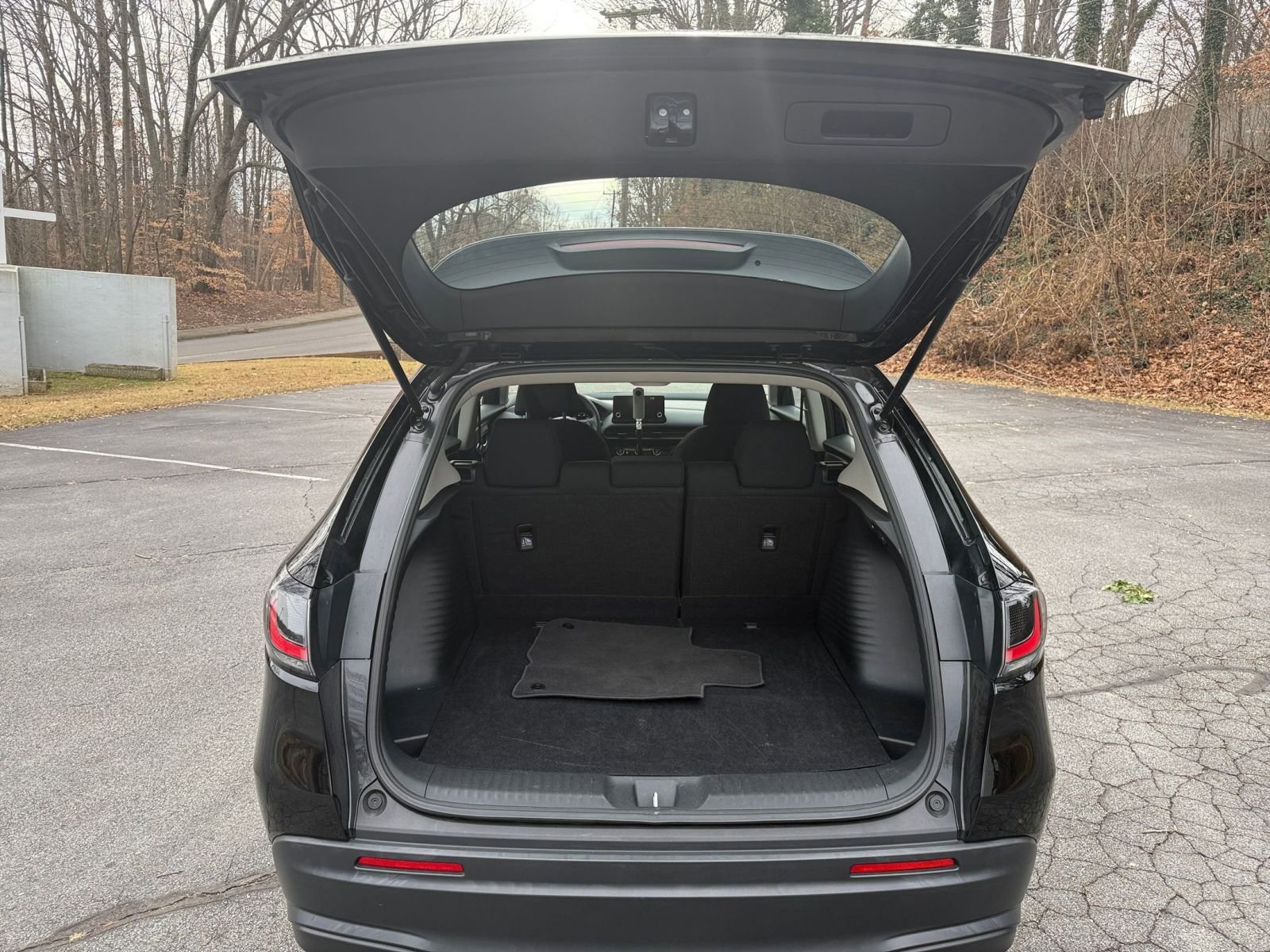 Thumbnail: 2025 Honda HR-V - 30