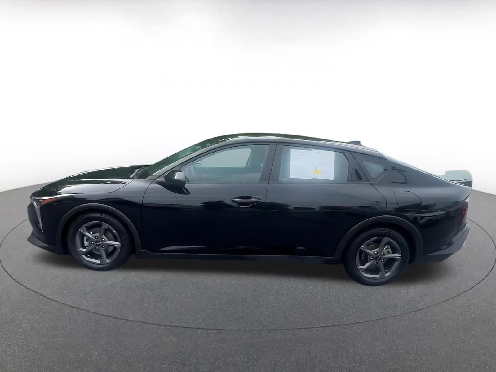 Thumbnail: 2025 Kia K4 - 10