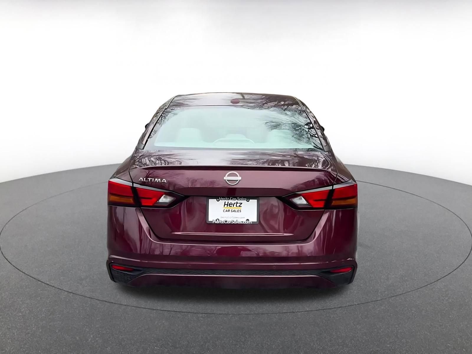 Thumbnail: 2025 Nissan Altima - 11