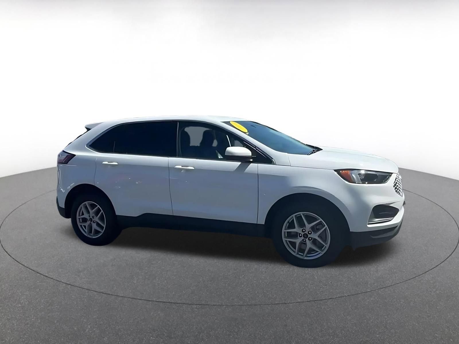 Thumbnail: 2024 Ford Edge - 2
