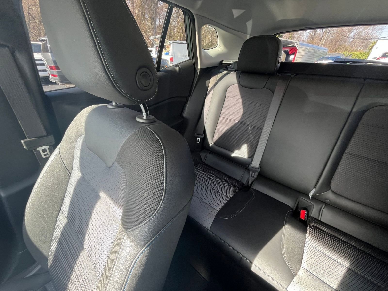 Thumbnail: 2025 Chevrolet Trax - 33