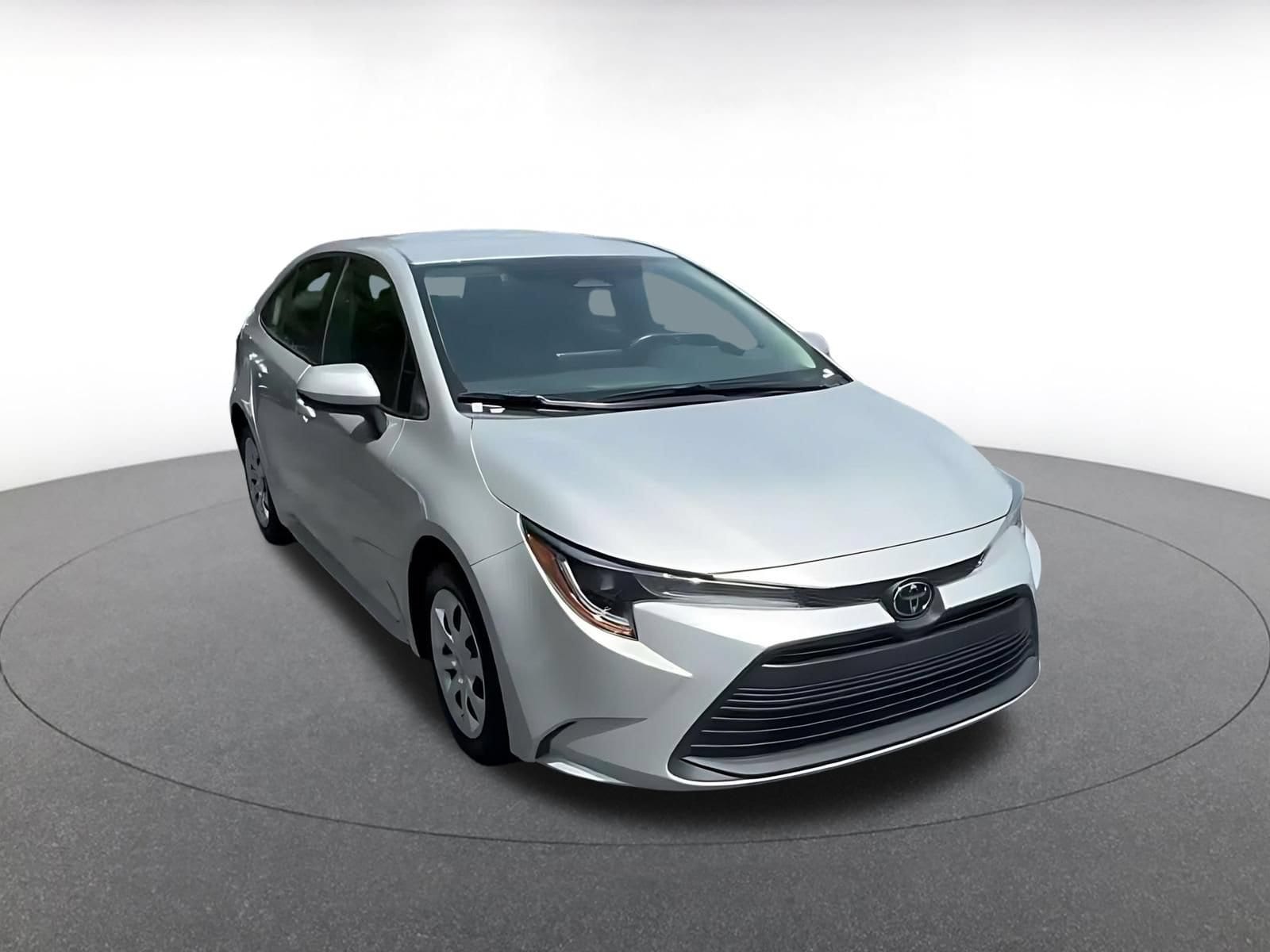 Thumbnail: 2025 Toyota Corolla - 3