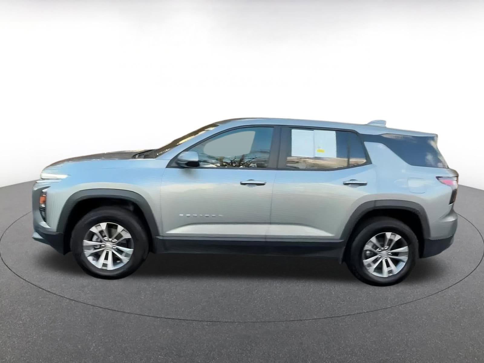 Thumbnail: 2025 Chevrolet Equinox - 9