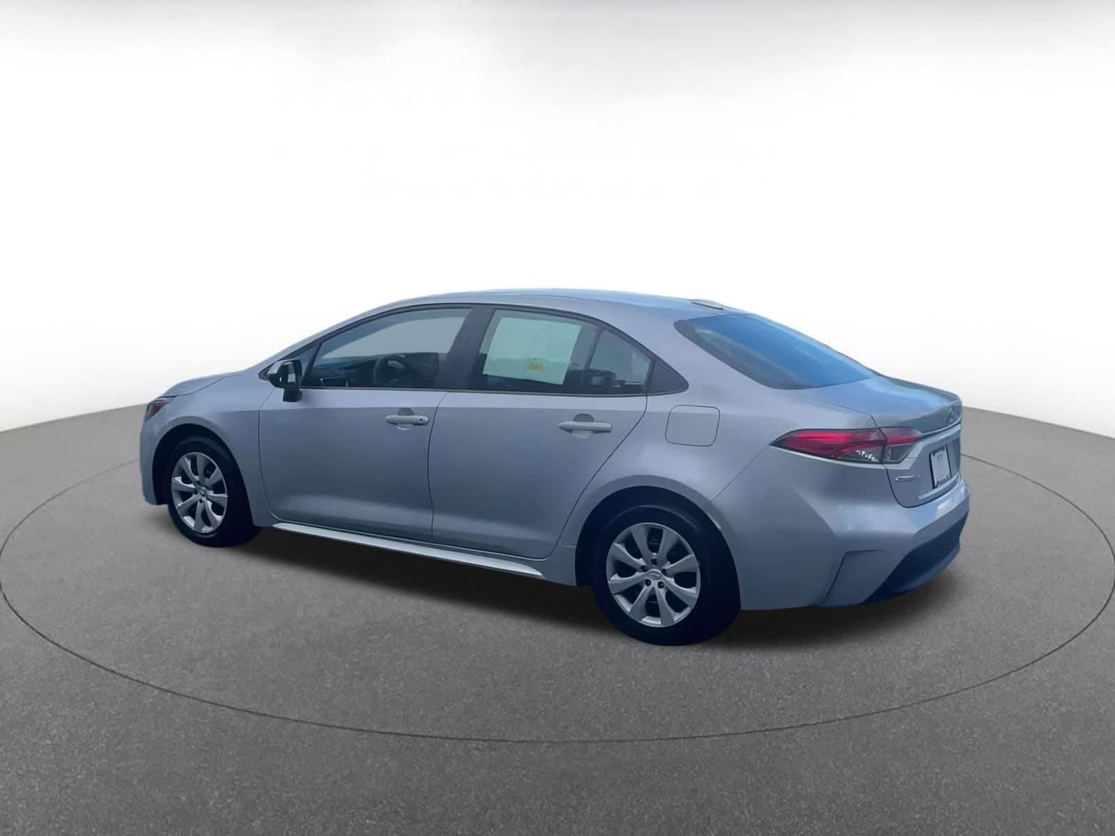 Thumbnail: 2024 Toyota Corolla - 5