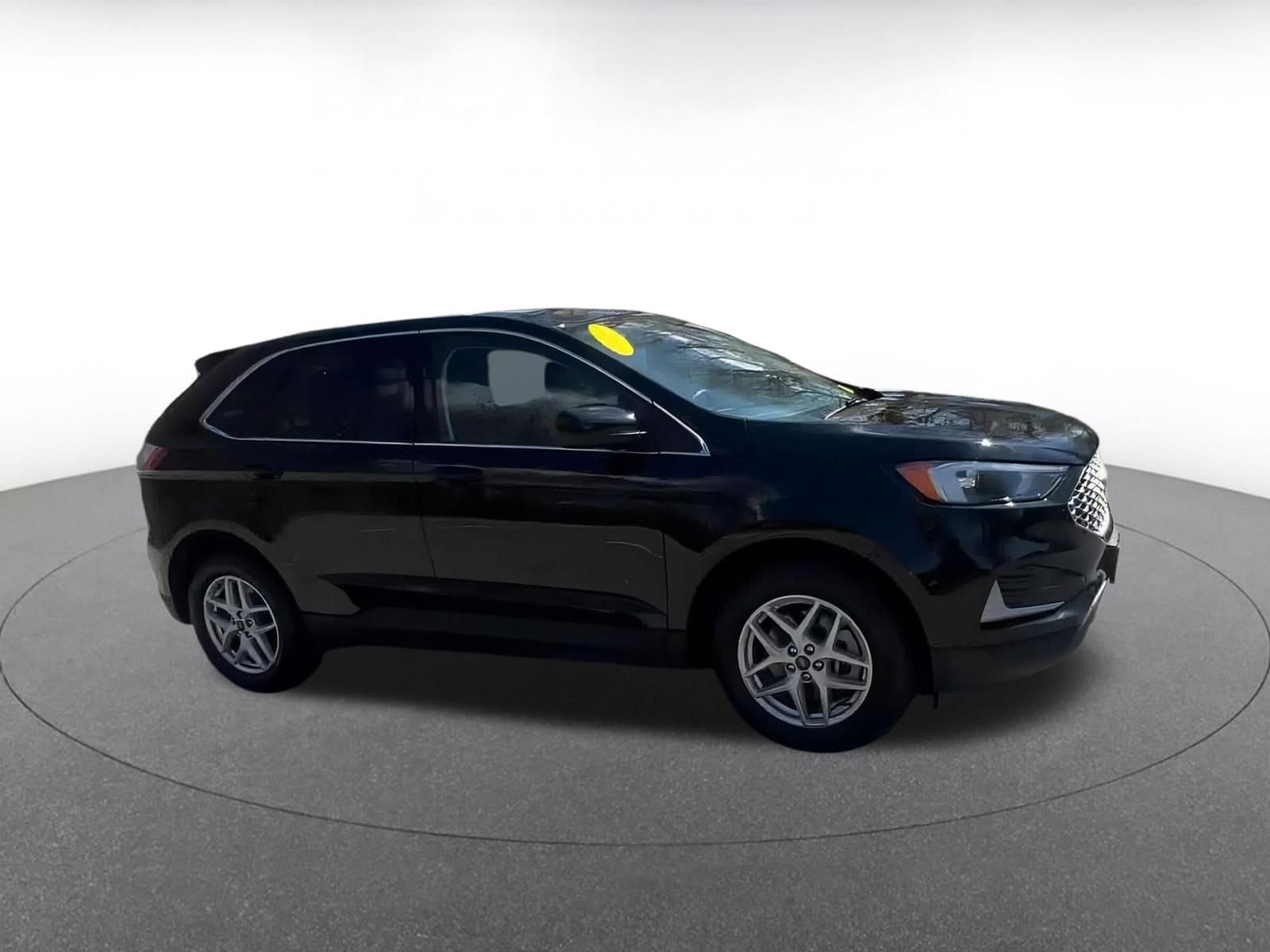 Thumbnail: 2024 Ford Edge - 2