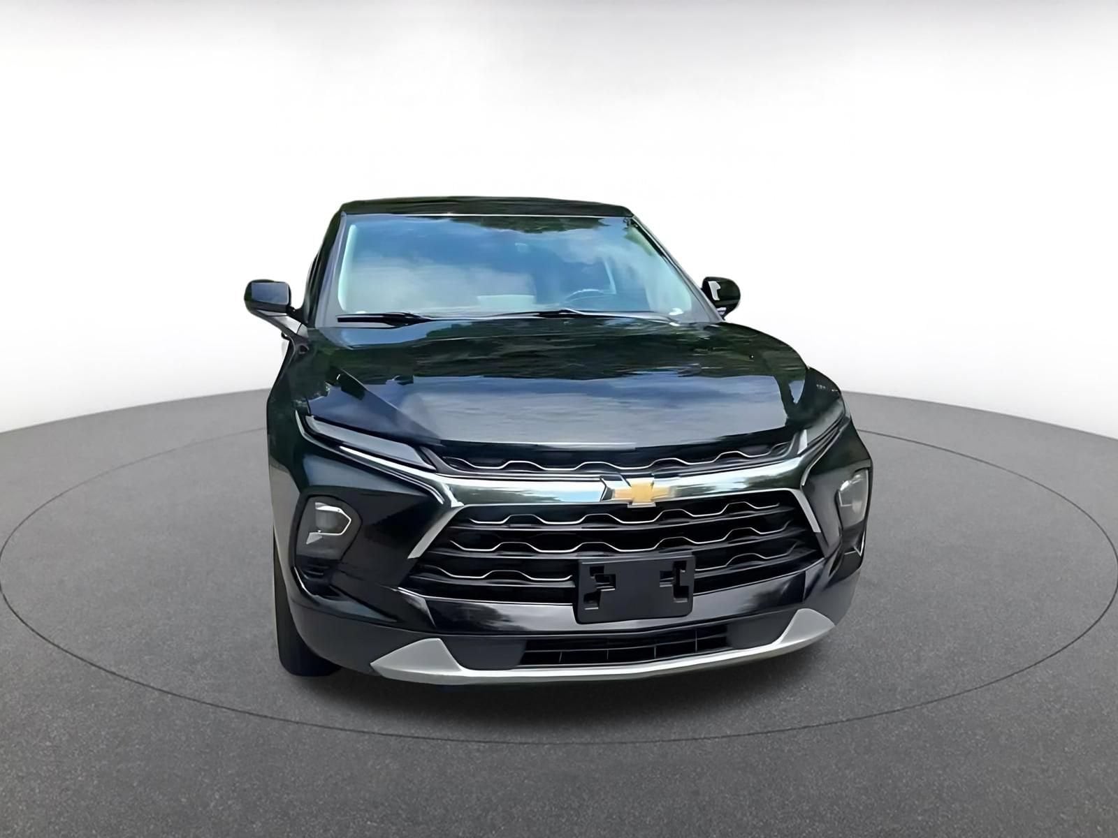 Thumbnail: 2025 Chevrolet Blazer - 4