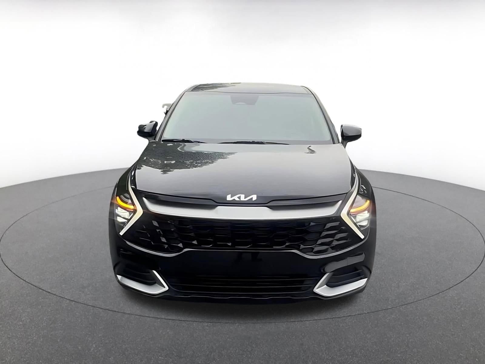 Thumbnail: 2025 Kia Sportage - 4