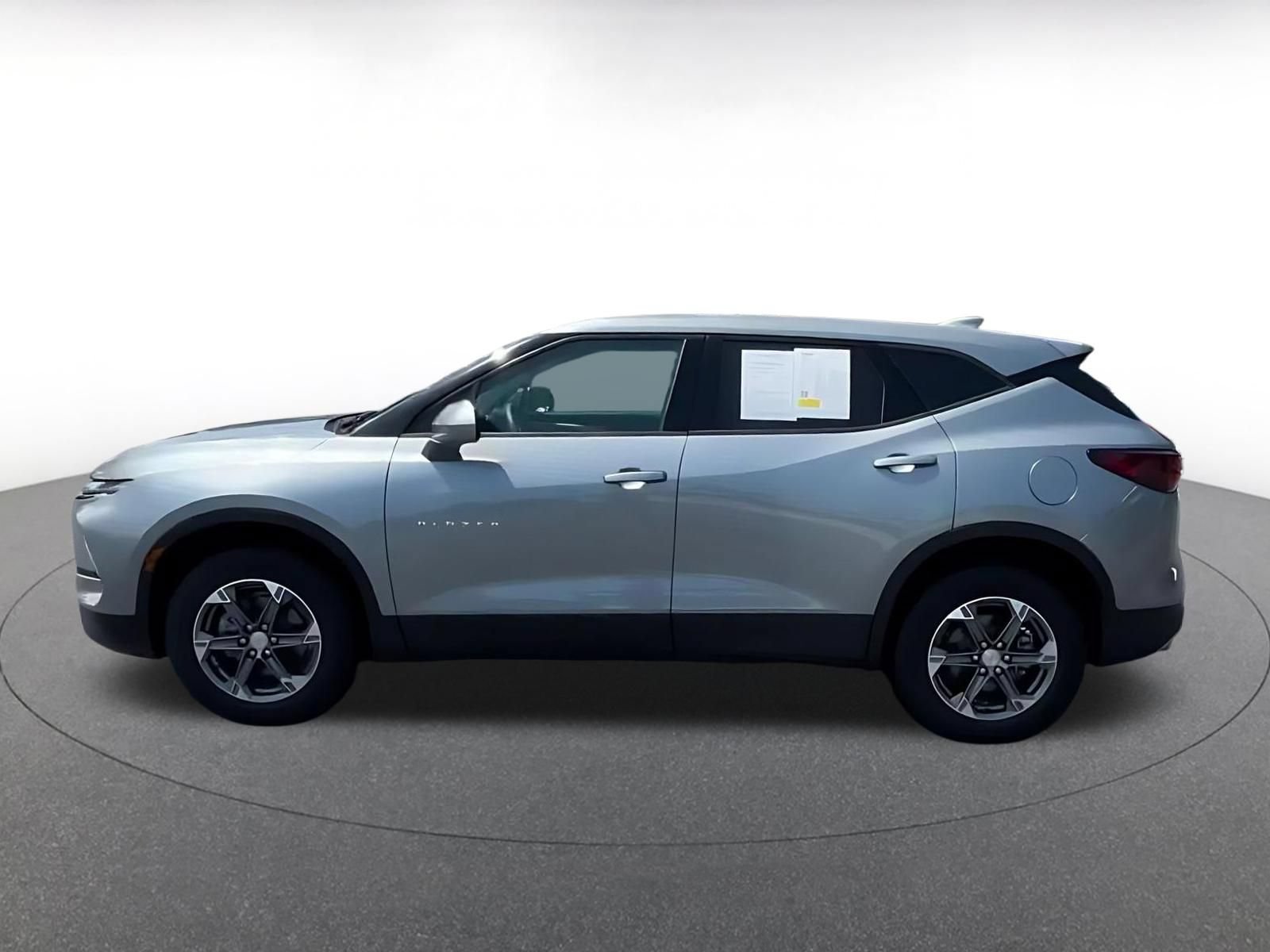 Thumbnail: 2025 Chevrolet Blazer - 9