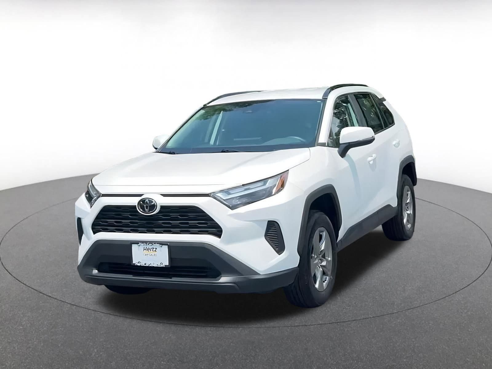 Thumbnail: 2024 Toyota RAV4 - 6
