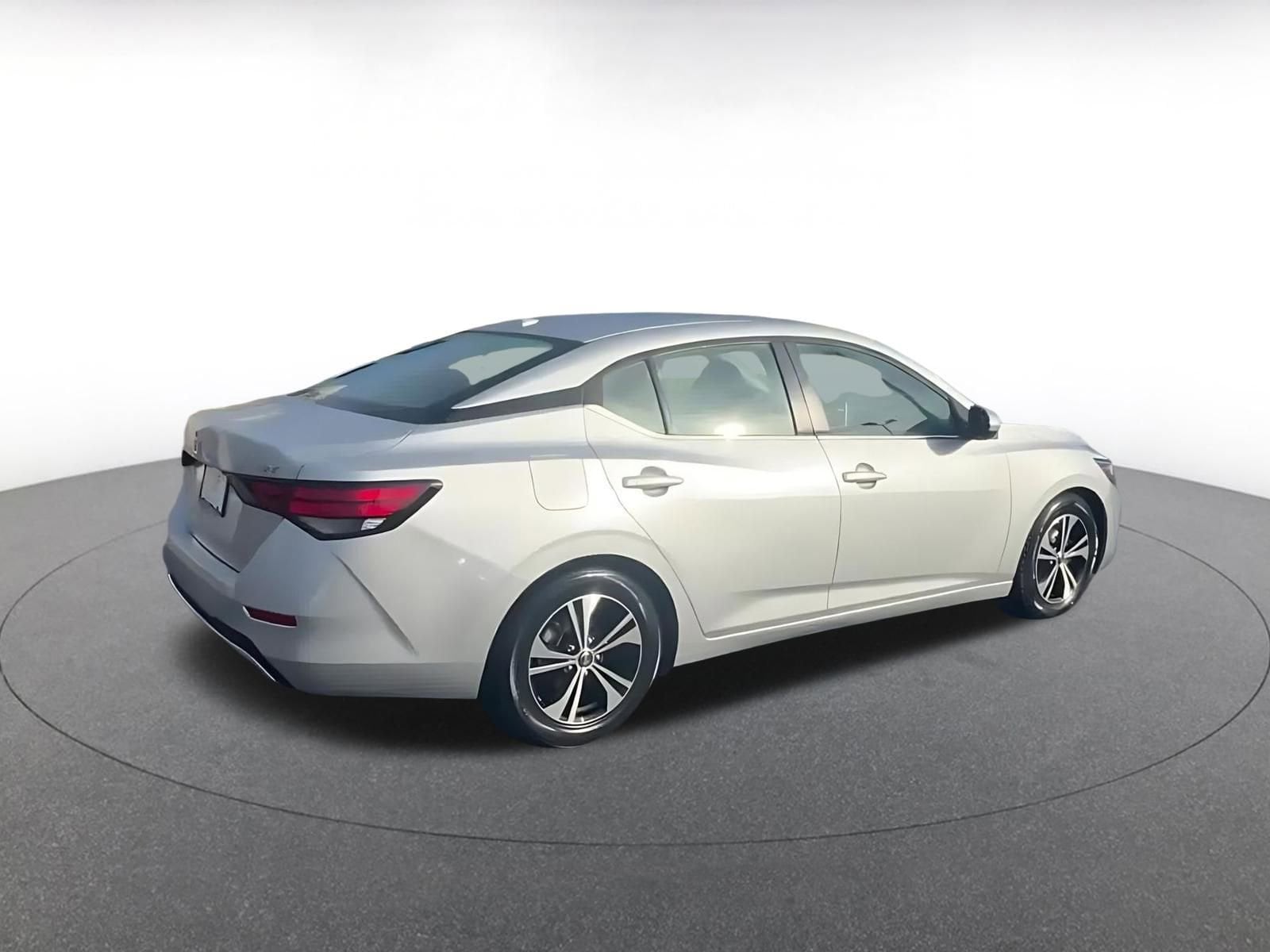 Thumbnail: 2023 Nissan Sentra - 15