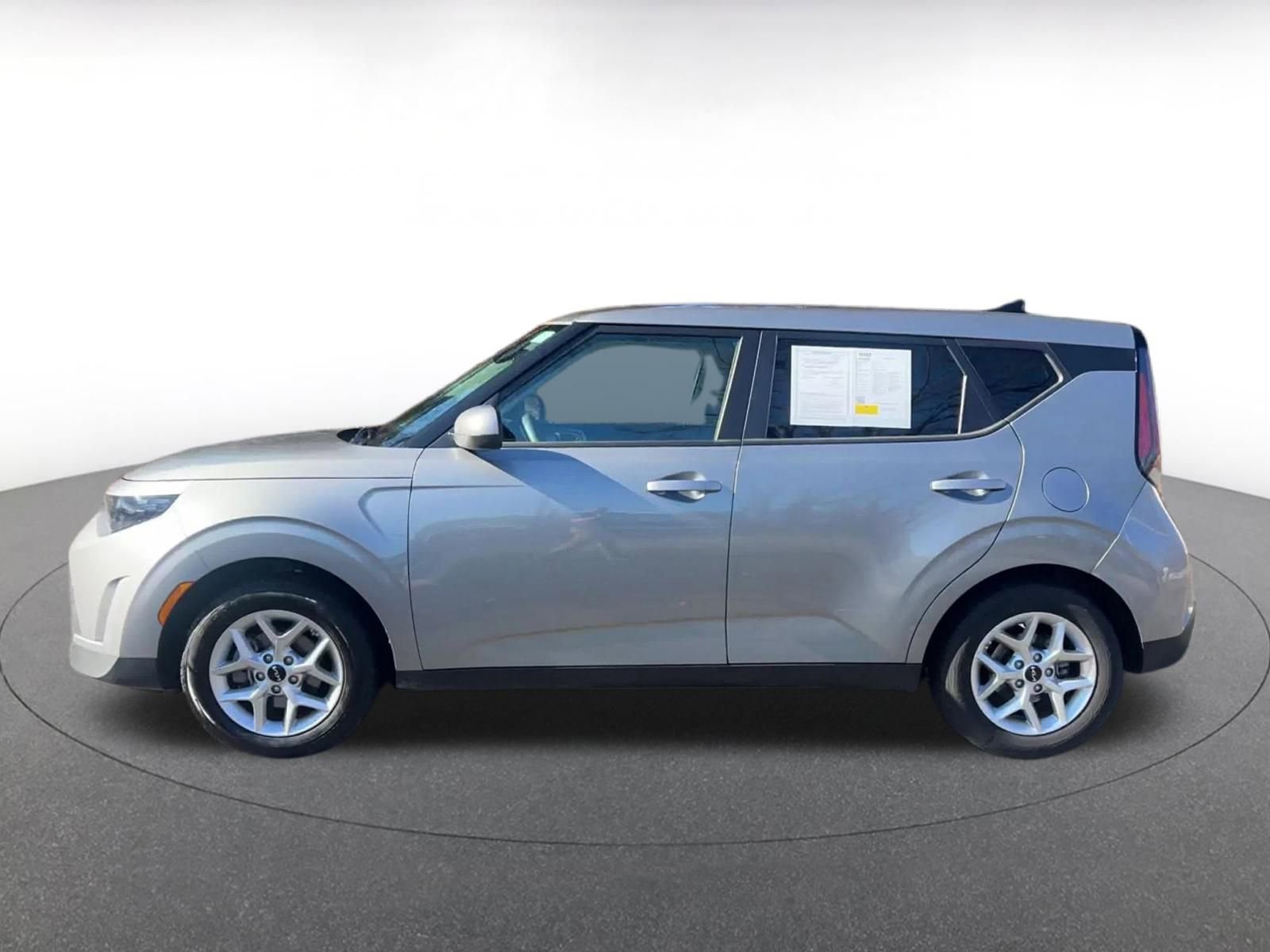Thumbnail: 2025 Kia Soul - 9