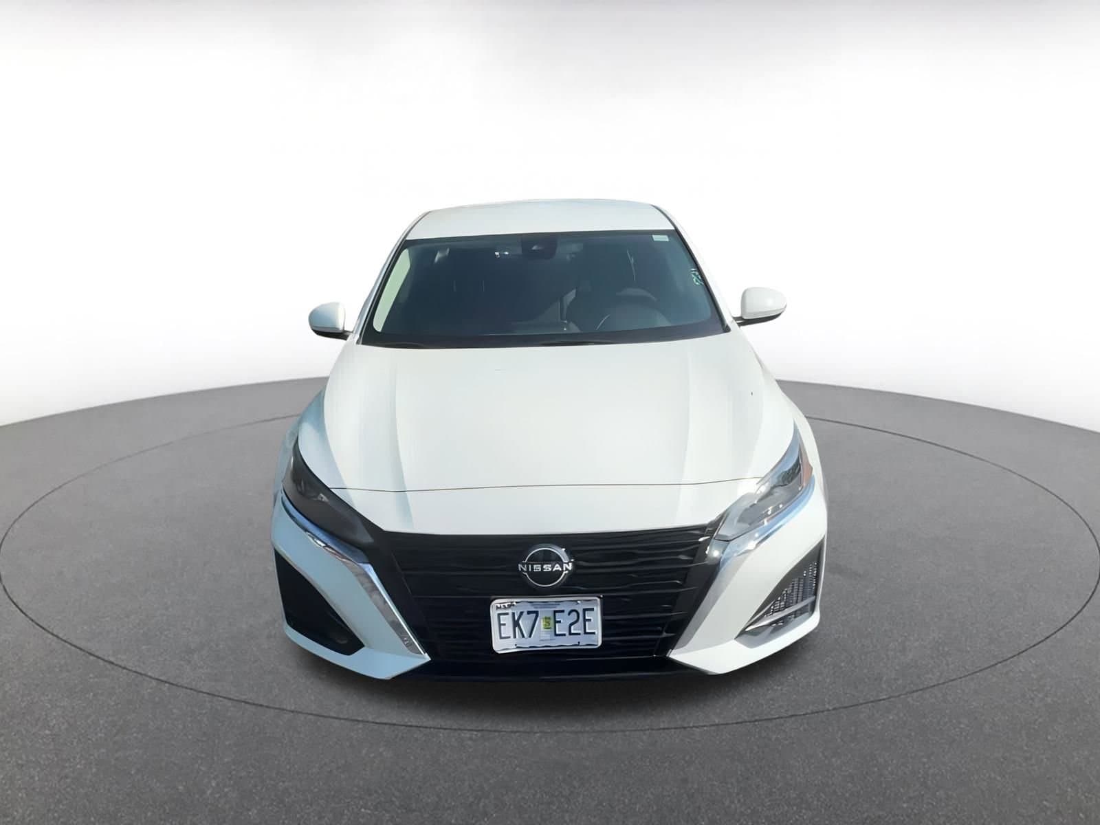 Thumbnail: 2023 Nissan Altima - 5