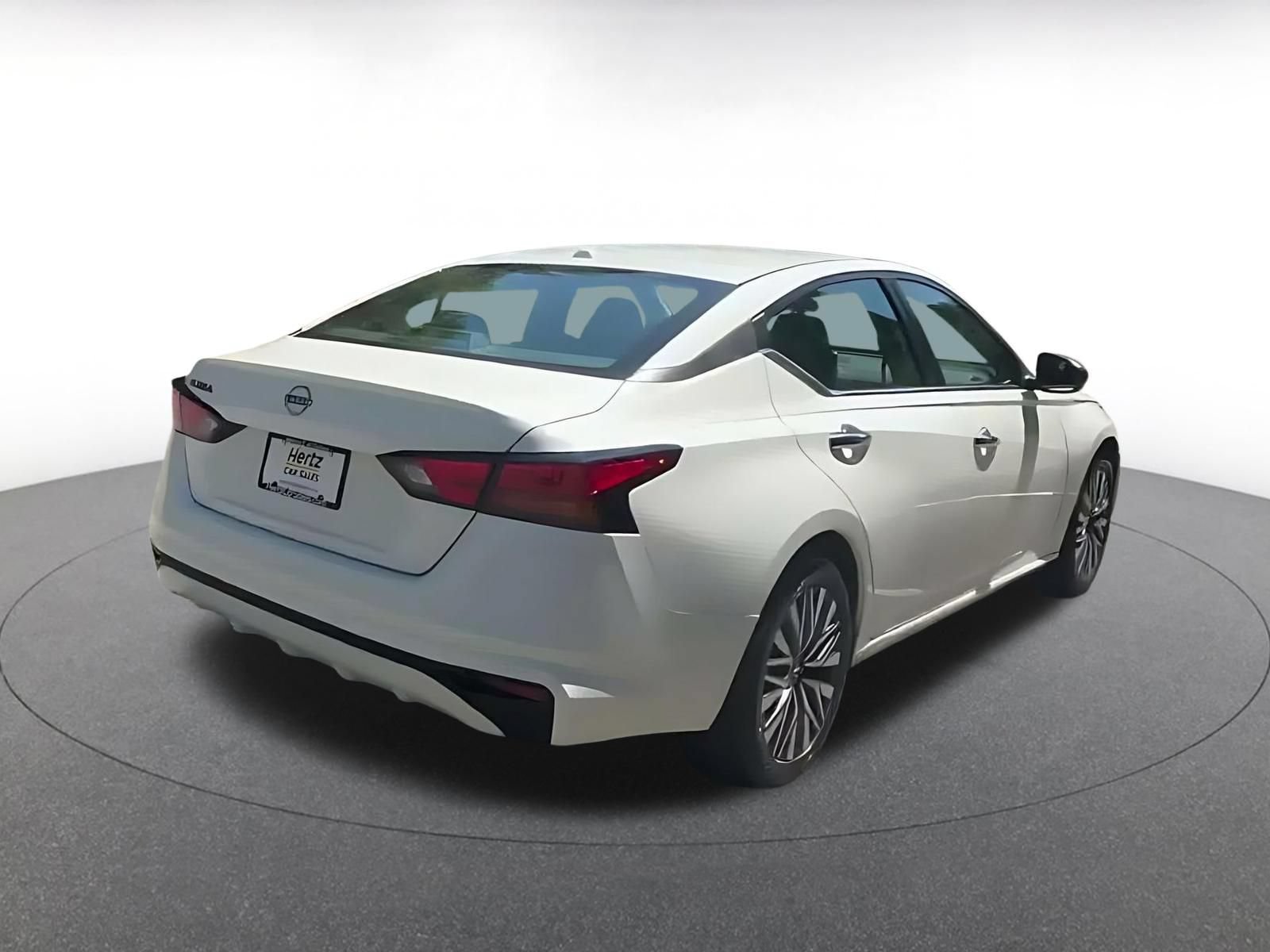 Thumbnail: 2025 Nissan Altima - 15