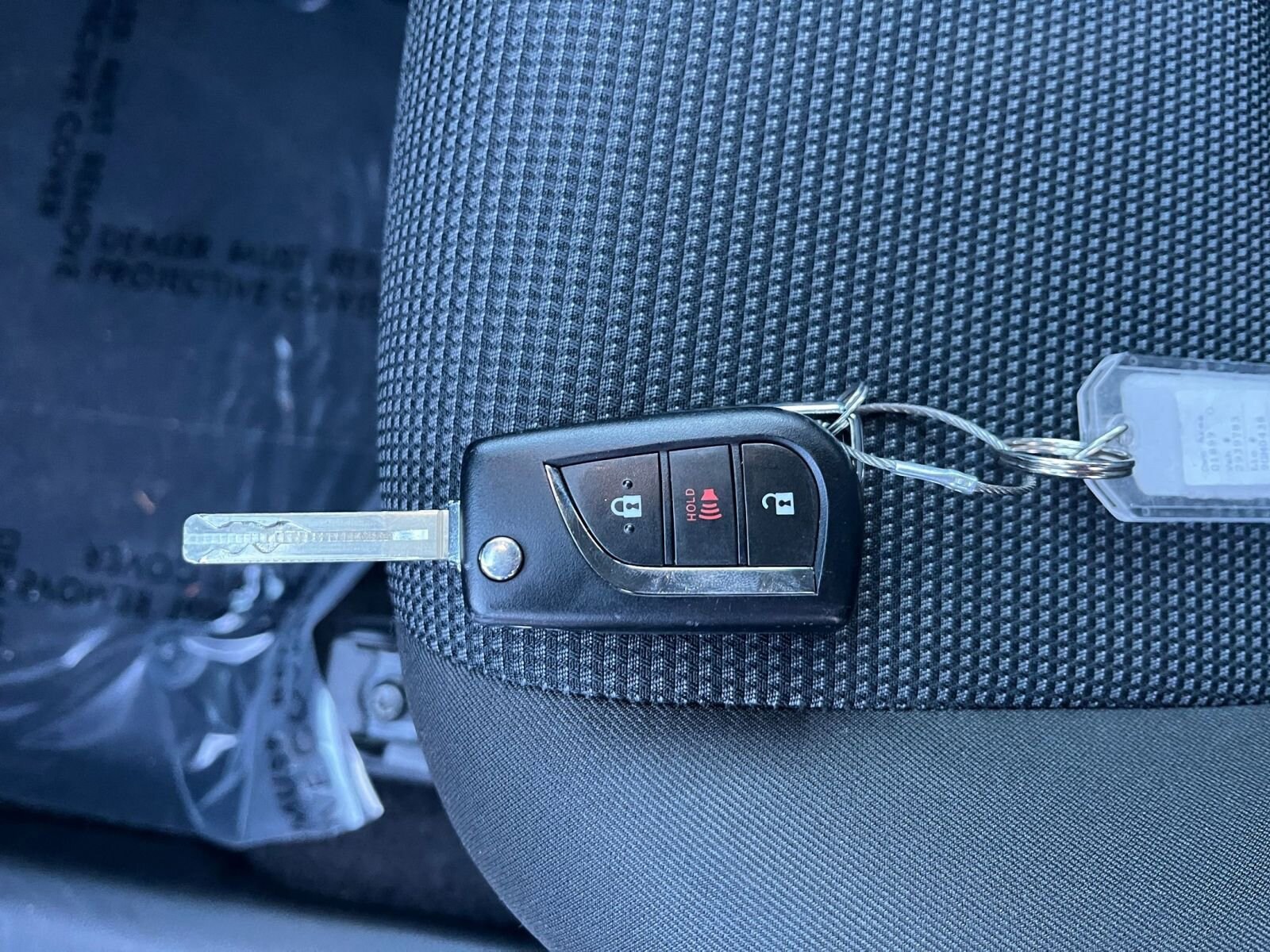 Thumbnail: 2025 Toyota RAV4 - 21