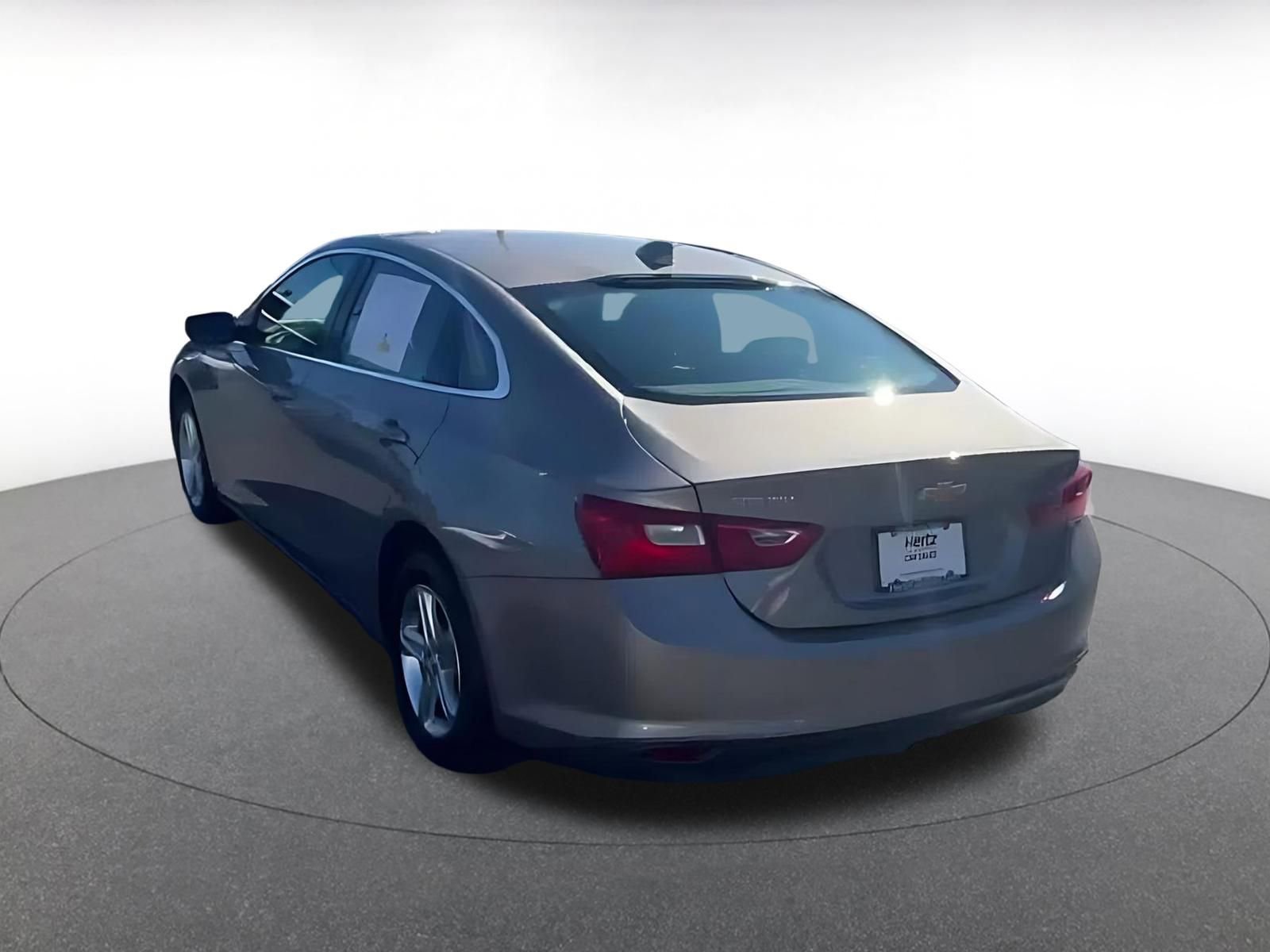 Thumbnail: 2024 Chevrolet Malibu - 10