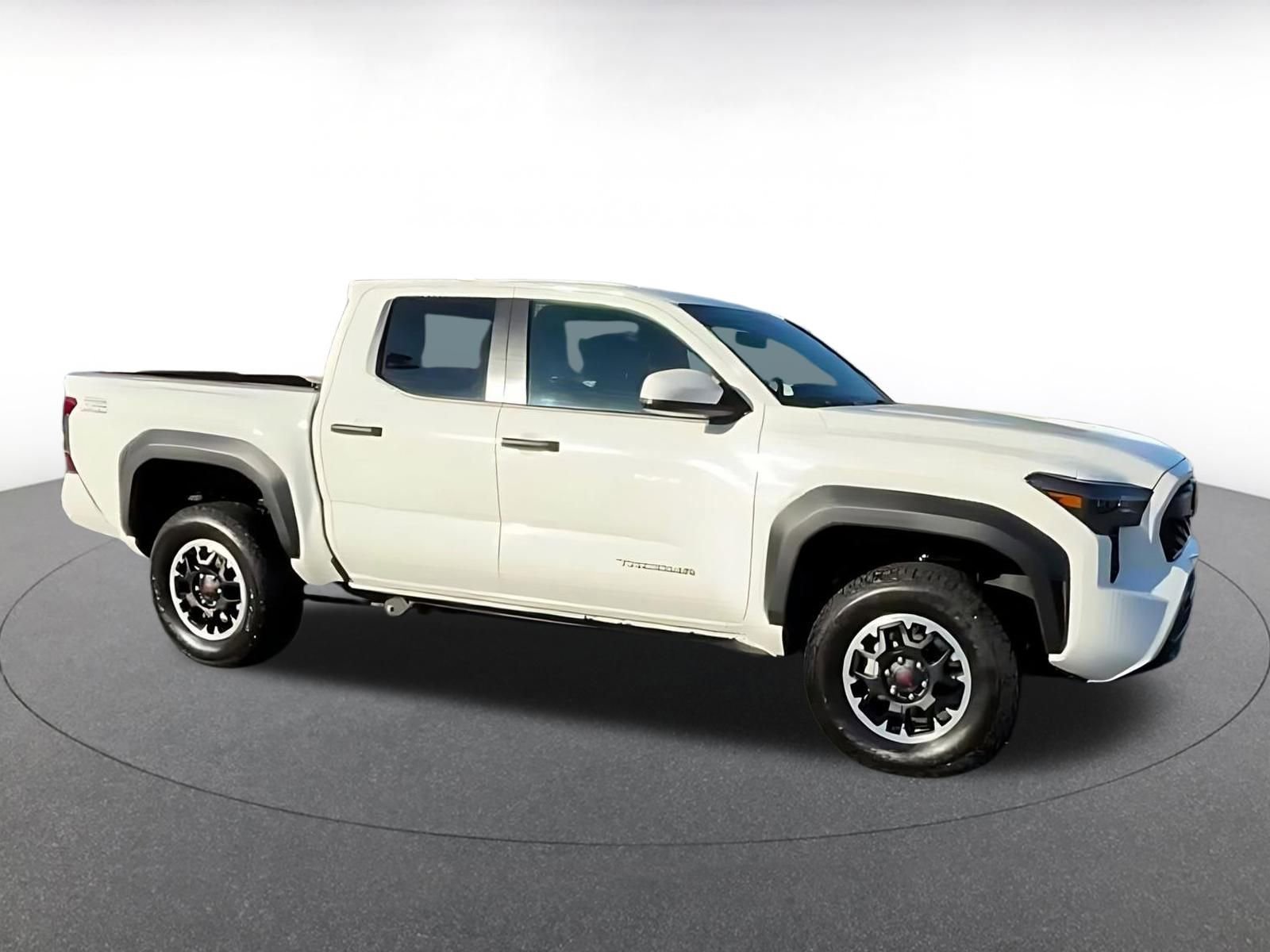 Thumbnail: 2025 Toyota Tacoma - 15