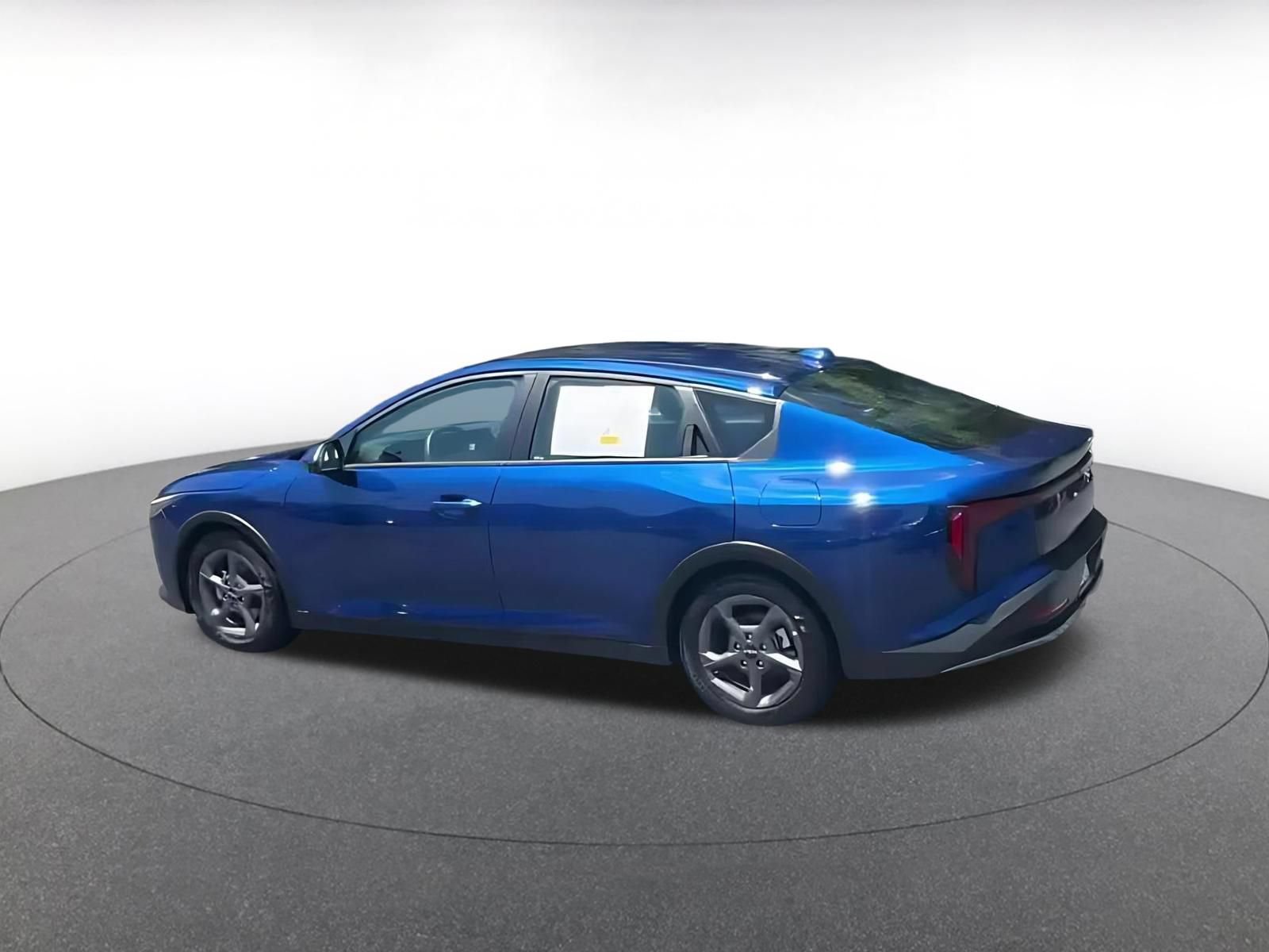 Thumbnail: 2026 Kia K4 - 9