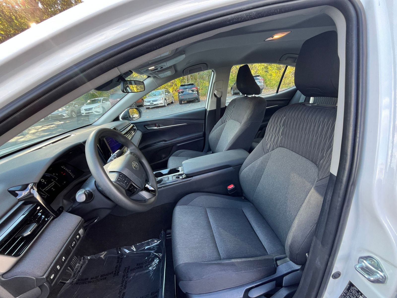 Thumbnail: 2025 Toyota Camry - 23