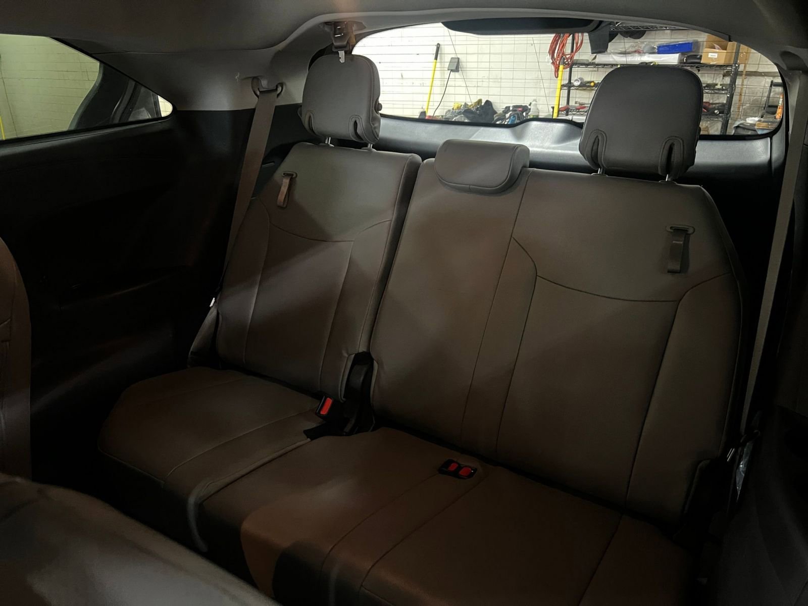 Thumbnail: 2025 Toyota Sienna - 27