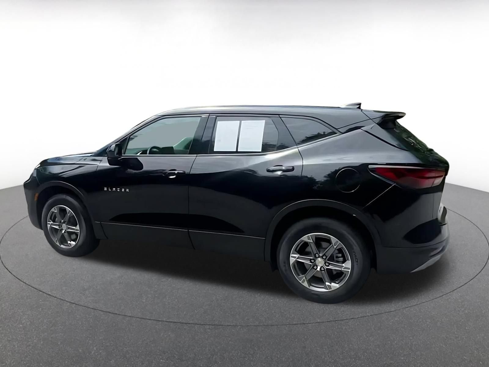 Thumbnail: 2025 Chevrolet Blazer - 8