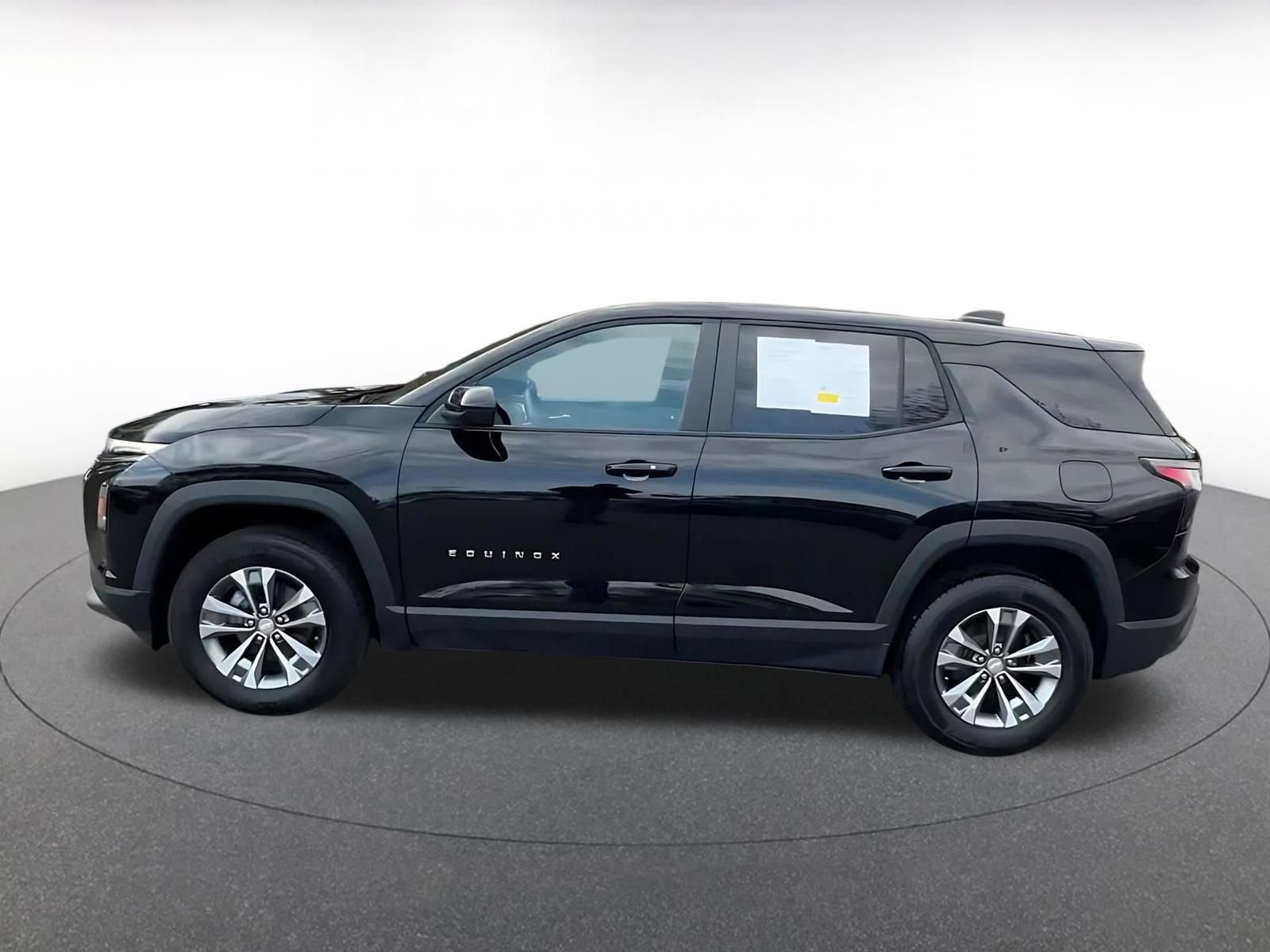 Thumbnail: 2025 Chevrolet Equinox - 9