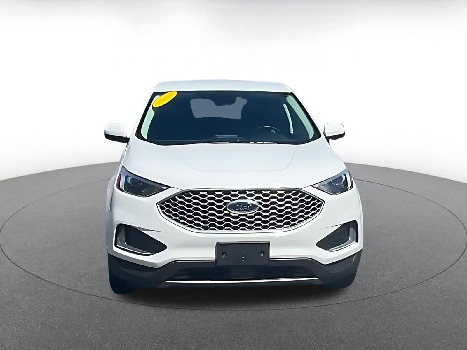 Thumbnail: 2024 Ford Edge - 4