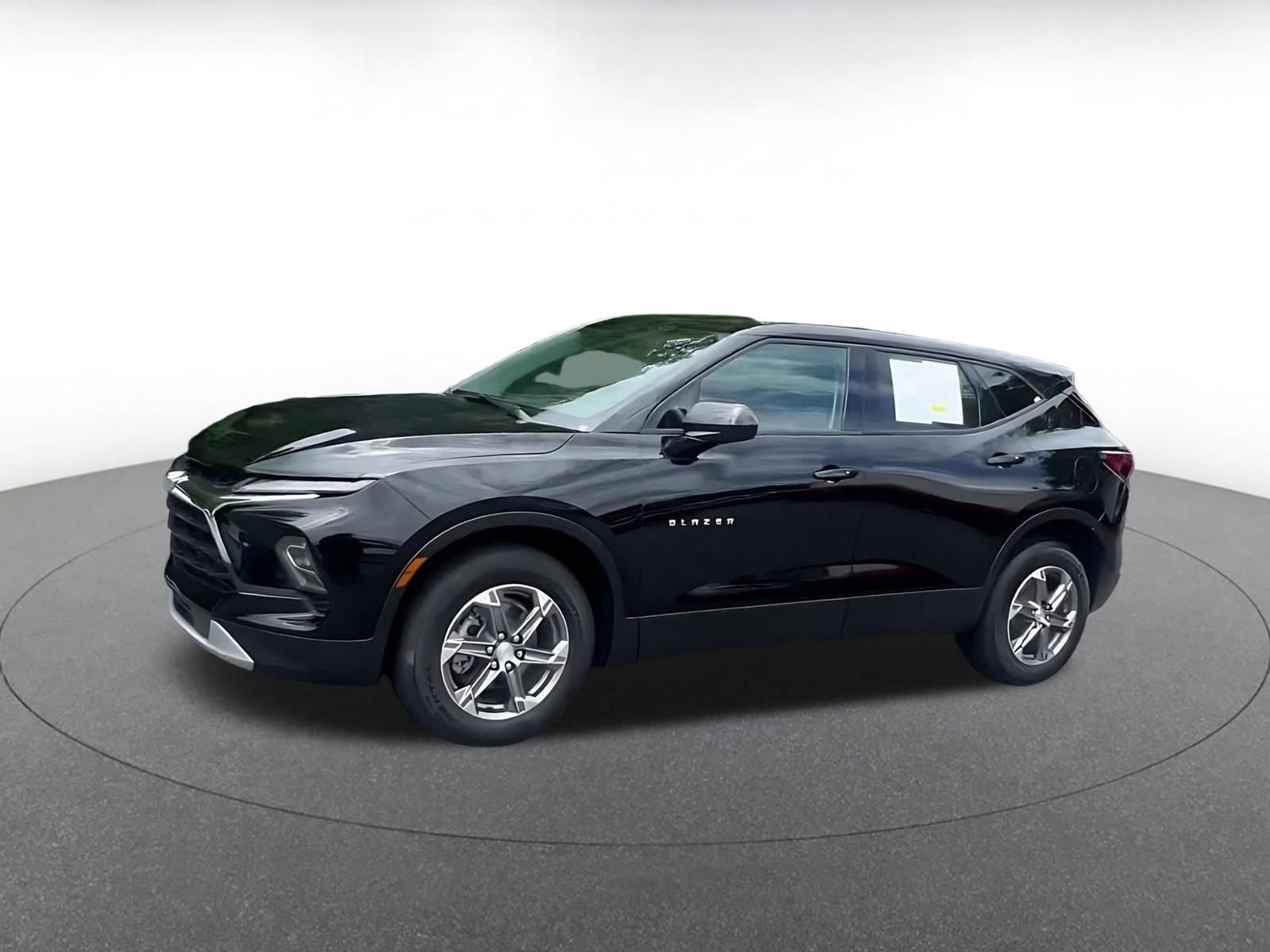 Thumbnail: 2026 Chevrolet Blazer - 6