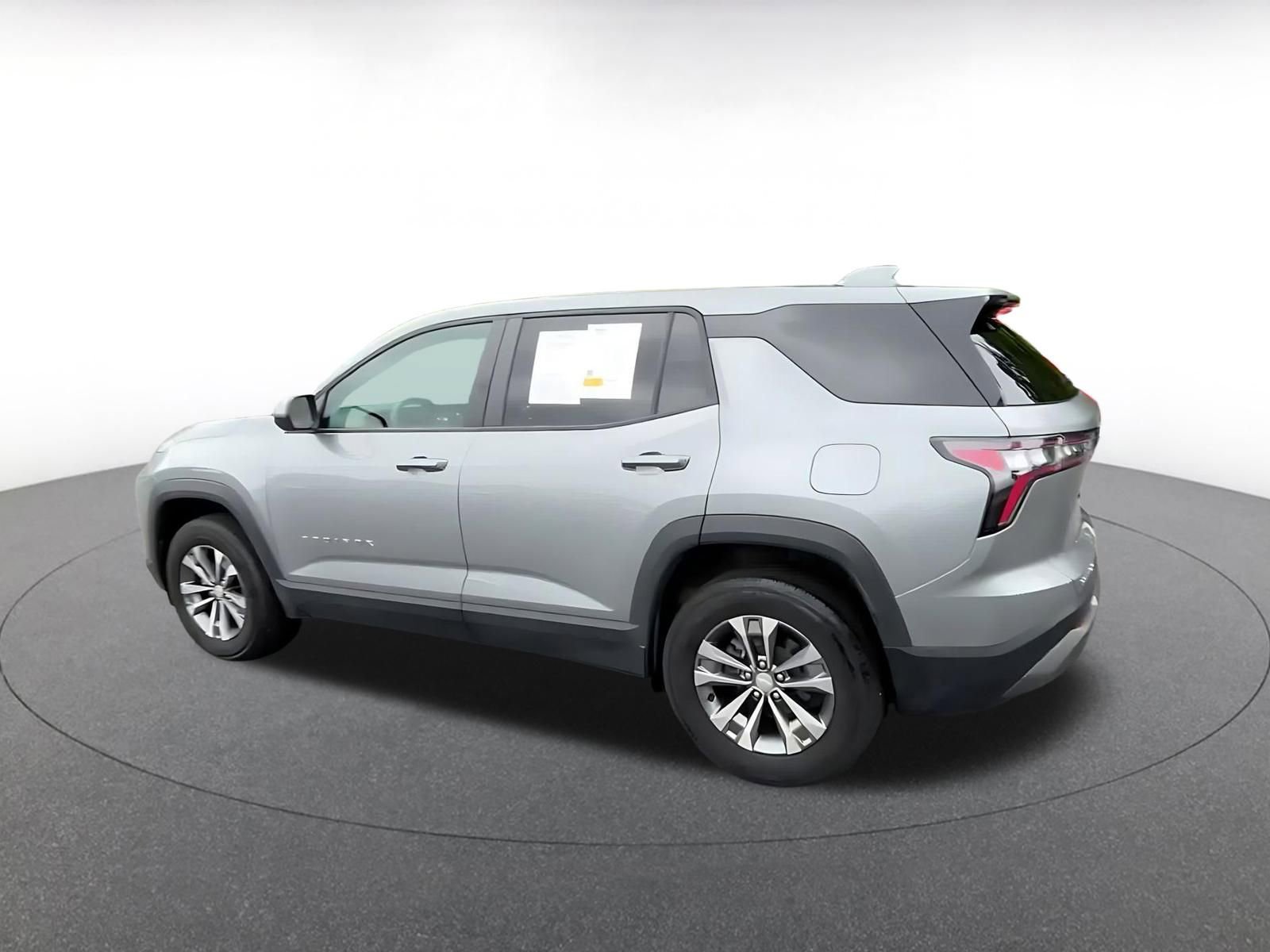Thumbnail: 2025 Chevrolet Equinox - 10