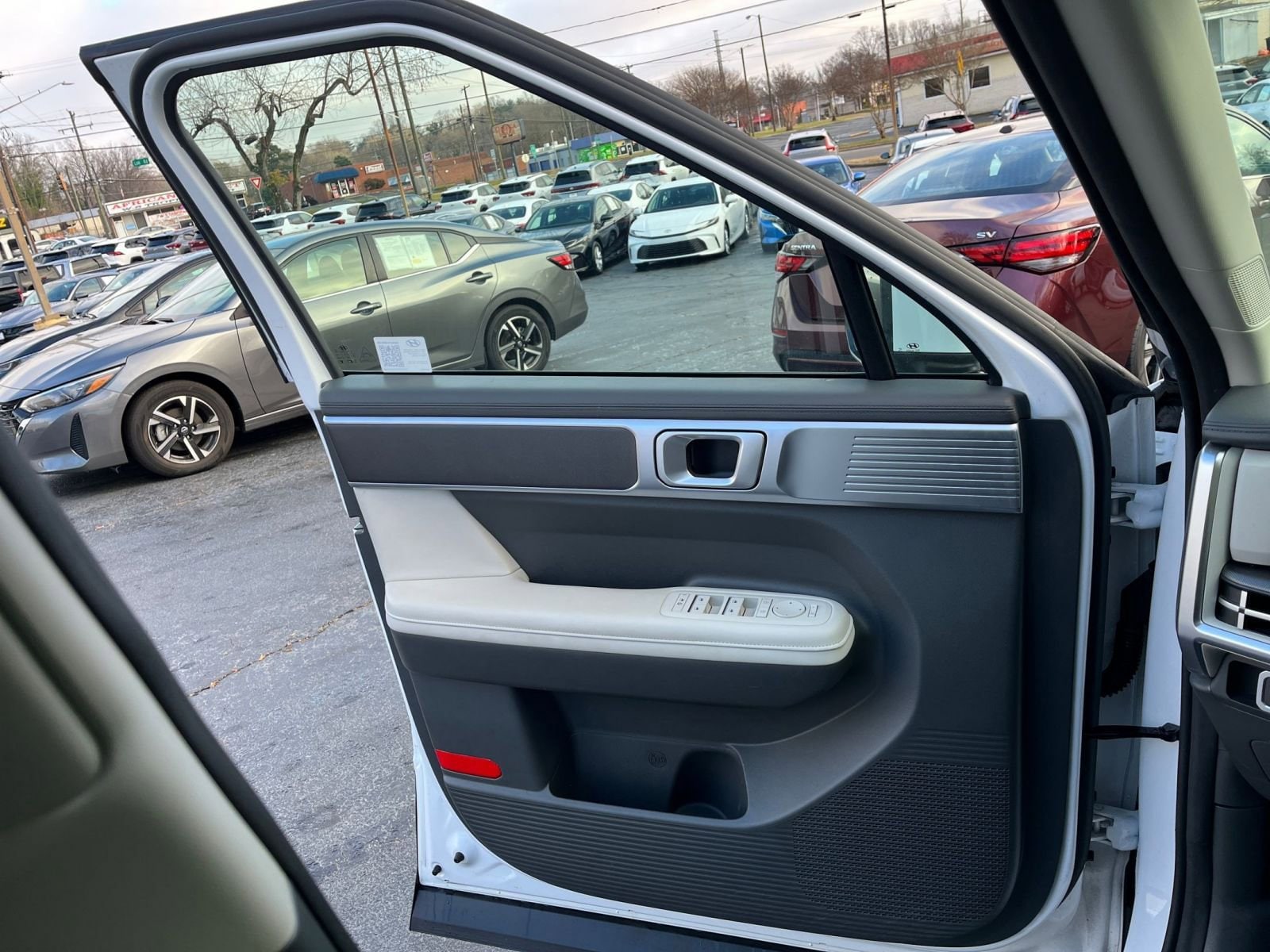 Thumbnail: 2025 Hyundai Santa Fe - 18