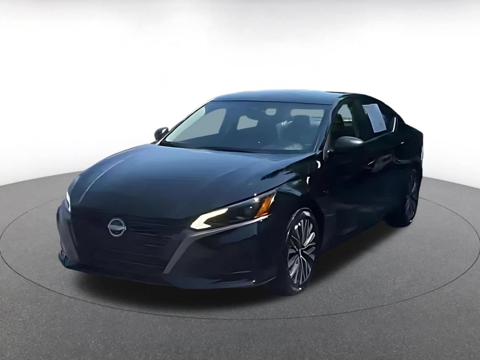 Thumbnail: 2026 Nissan Altima - 3