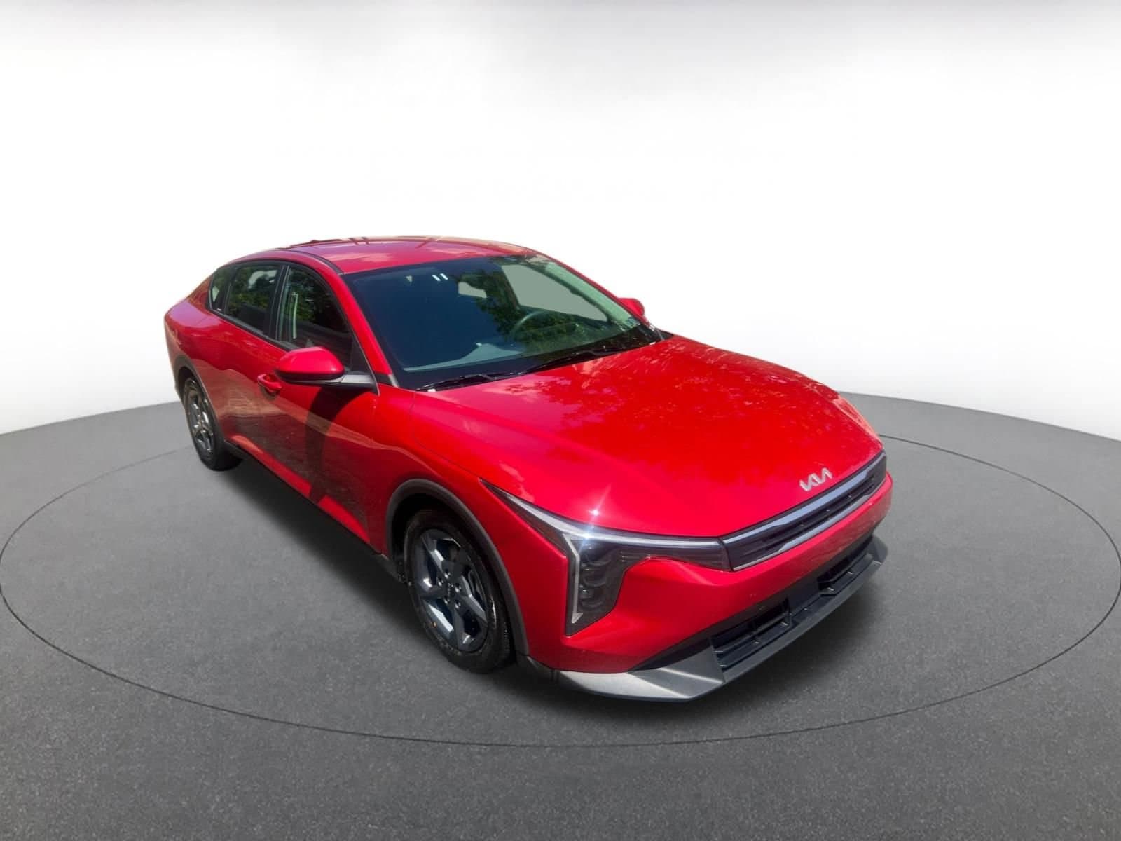 Thumbnail: 2025 Kia K4 - 1