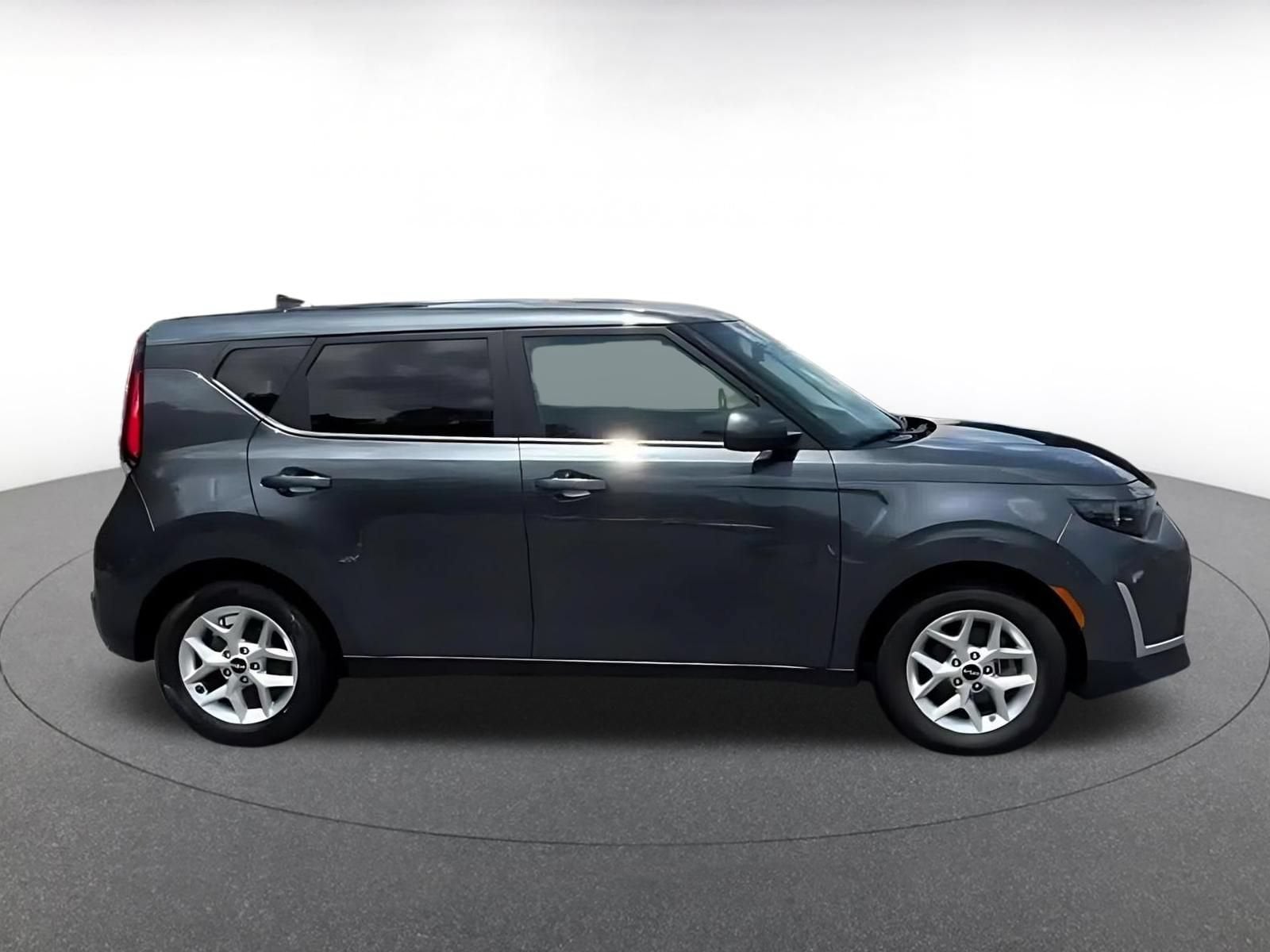 Thumbnail: 2025 Kia Soul - 14