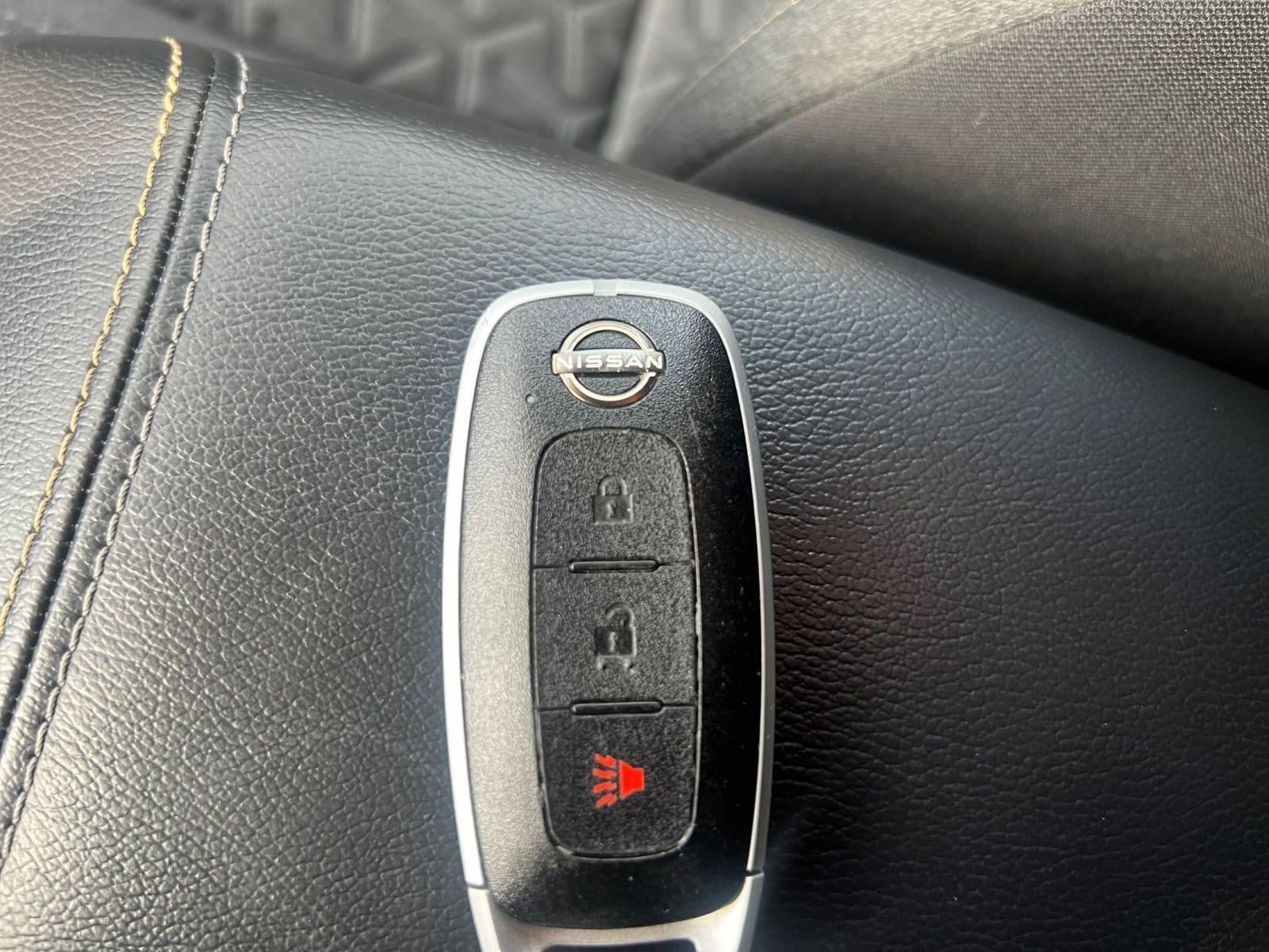 Thumbnail: 2025 Nissan Kicks - 18