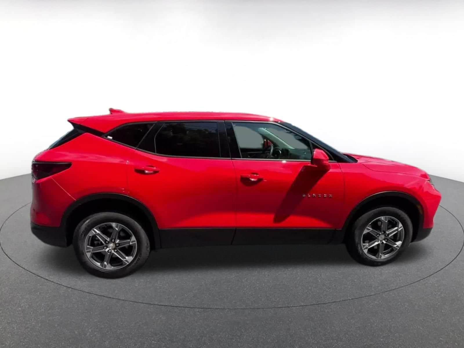 Thumbnail: 2026 Chevrolet Blazer - 15