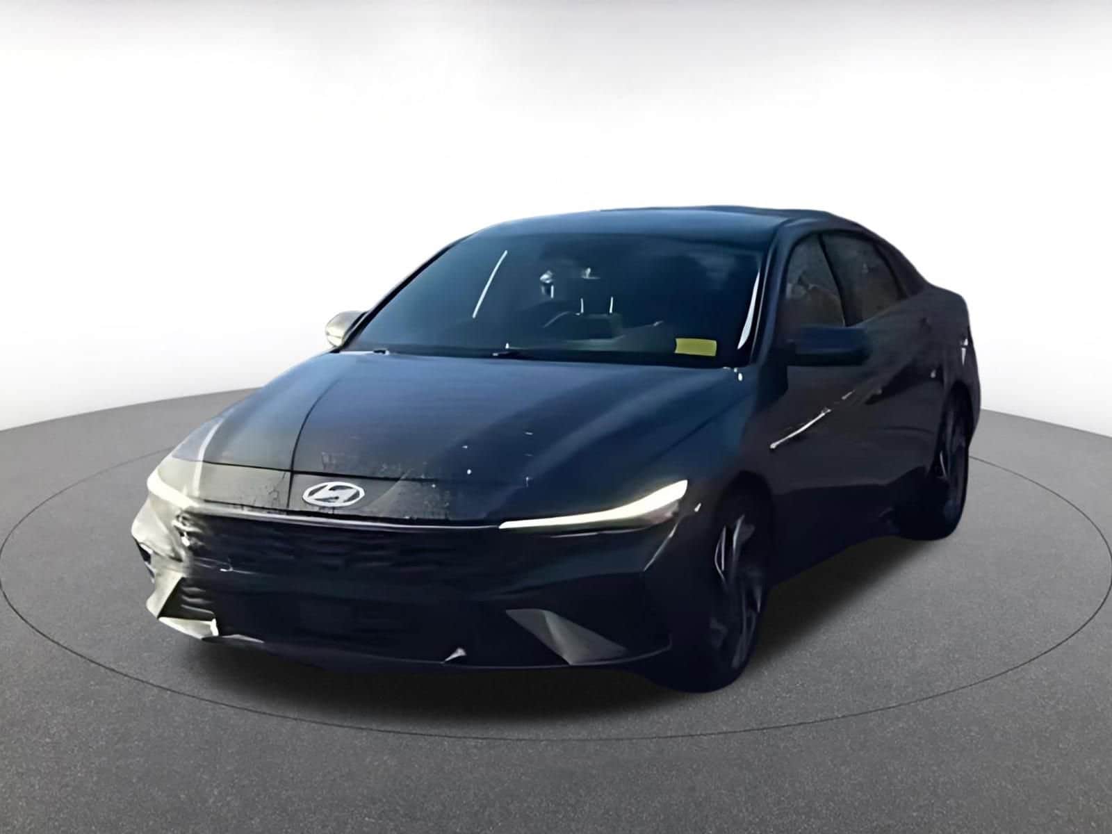 Thumbnail: 2025 Hyundai Elantra - 2