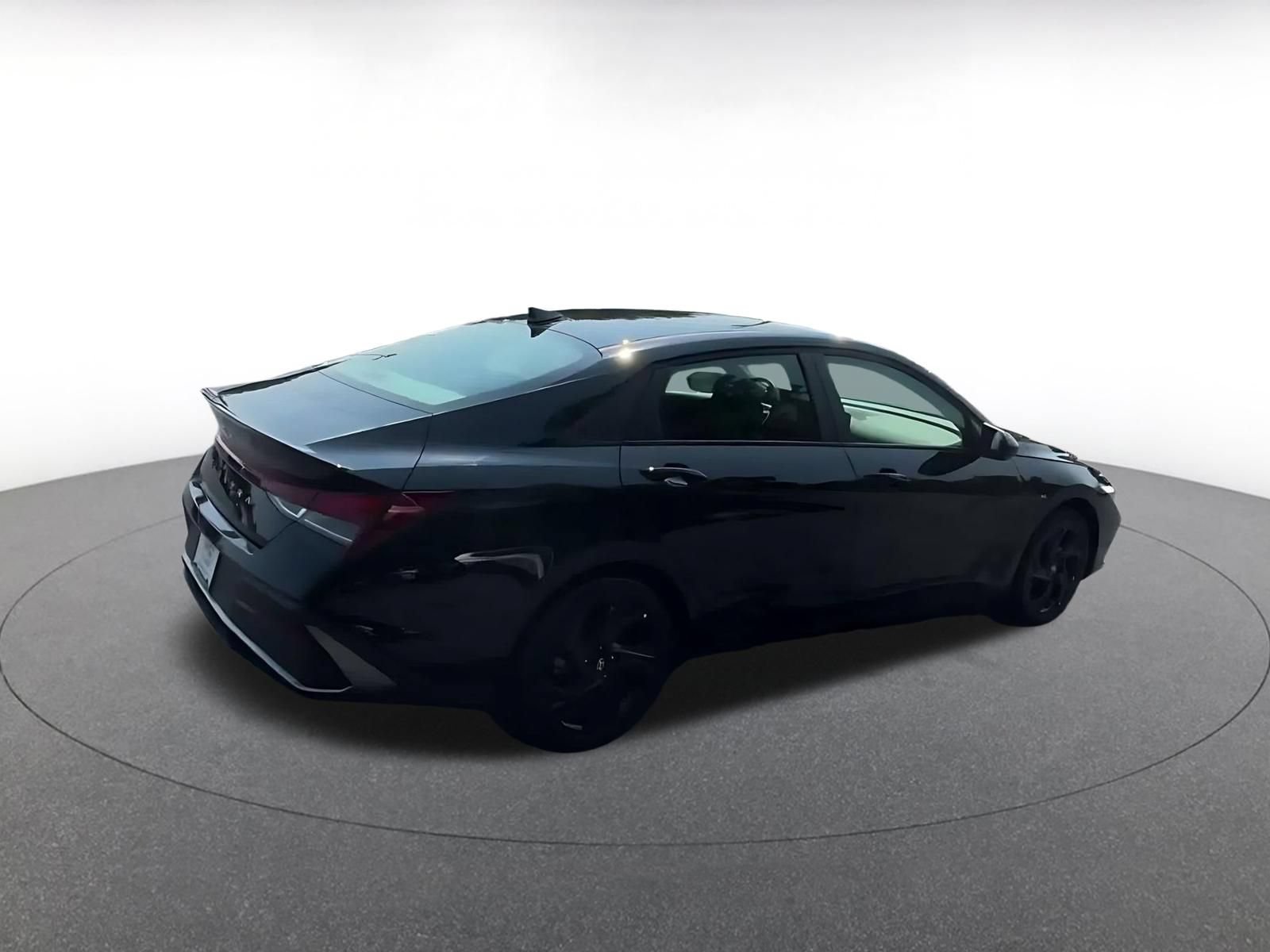 Thumbnail: 2026 Hyundai Elantra - 14