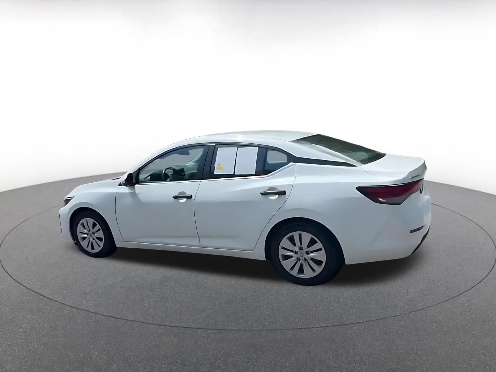 Thumbnail: 2025 Nissan Sentra - 8