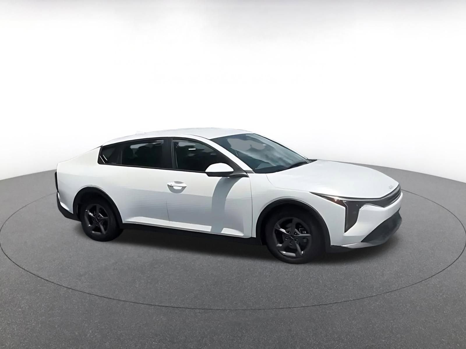 Thumbnail: 2025 Kia K4 - 2